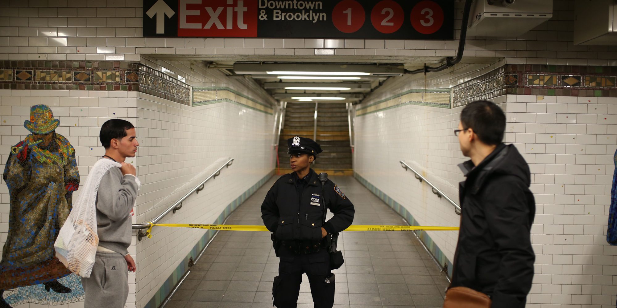 Una mujer muere tras ser empujada por otra a las vías del metro en una estación de Nueva York