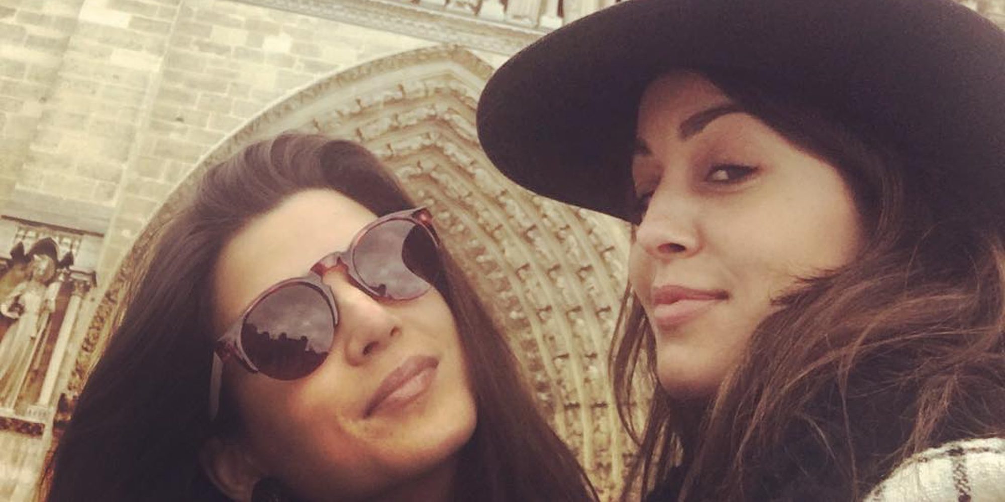 Clara Lago e Hiba Abouk, dos amigas disfrutando de París