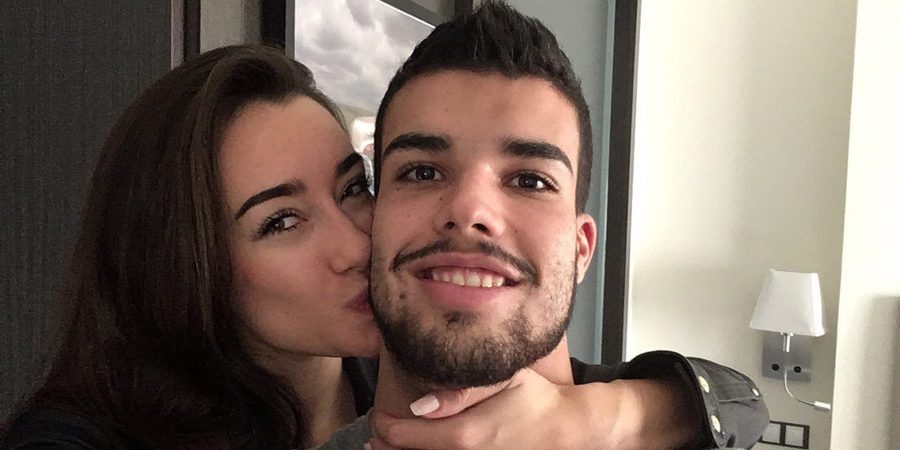 Pol y Adara ('GH17') siguen presumiendo de su sólido amor: sus últimos besos han sido en Madrid