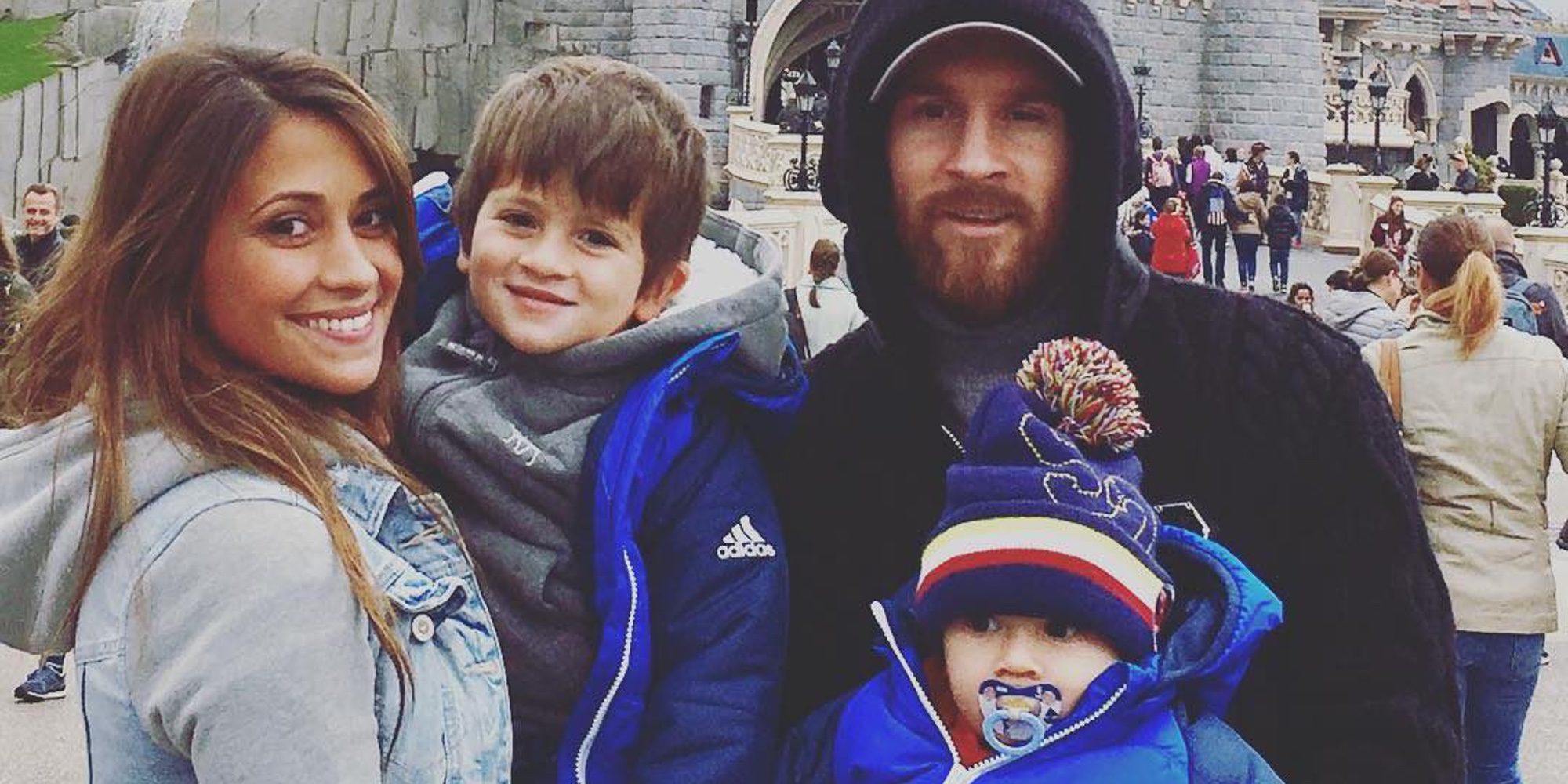 Leo Messi y Antonella Roccuzzo aprovecharon las vacaciones de Navidad para bautizar a sus hijos