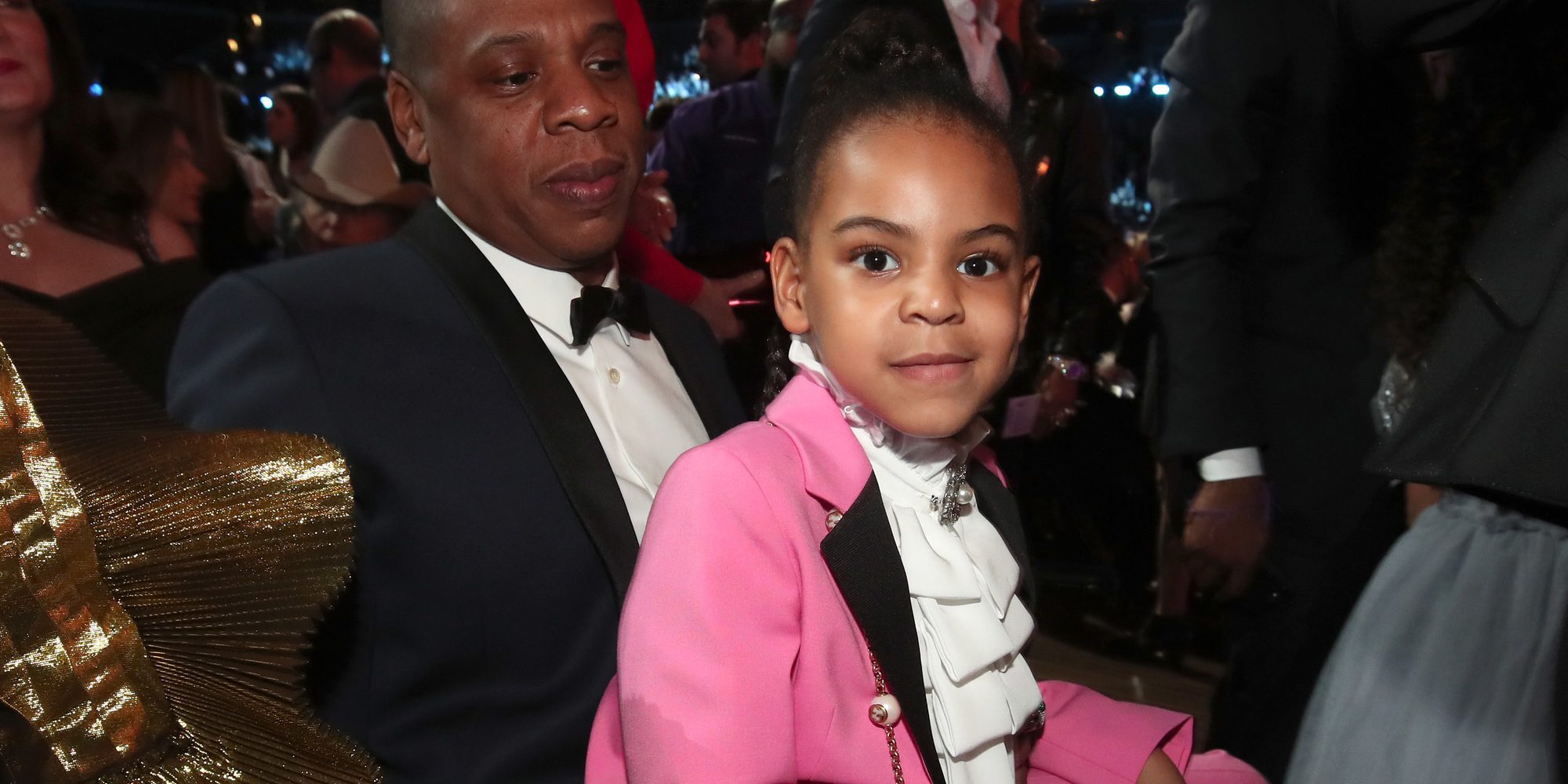 Blue Ivy roba el protagonismo a Beyoncé en la noche de los Premios Grammy 2017 tras su madre Beyoncé