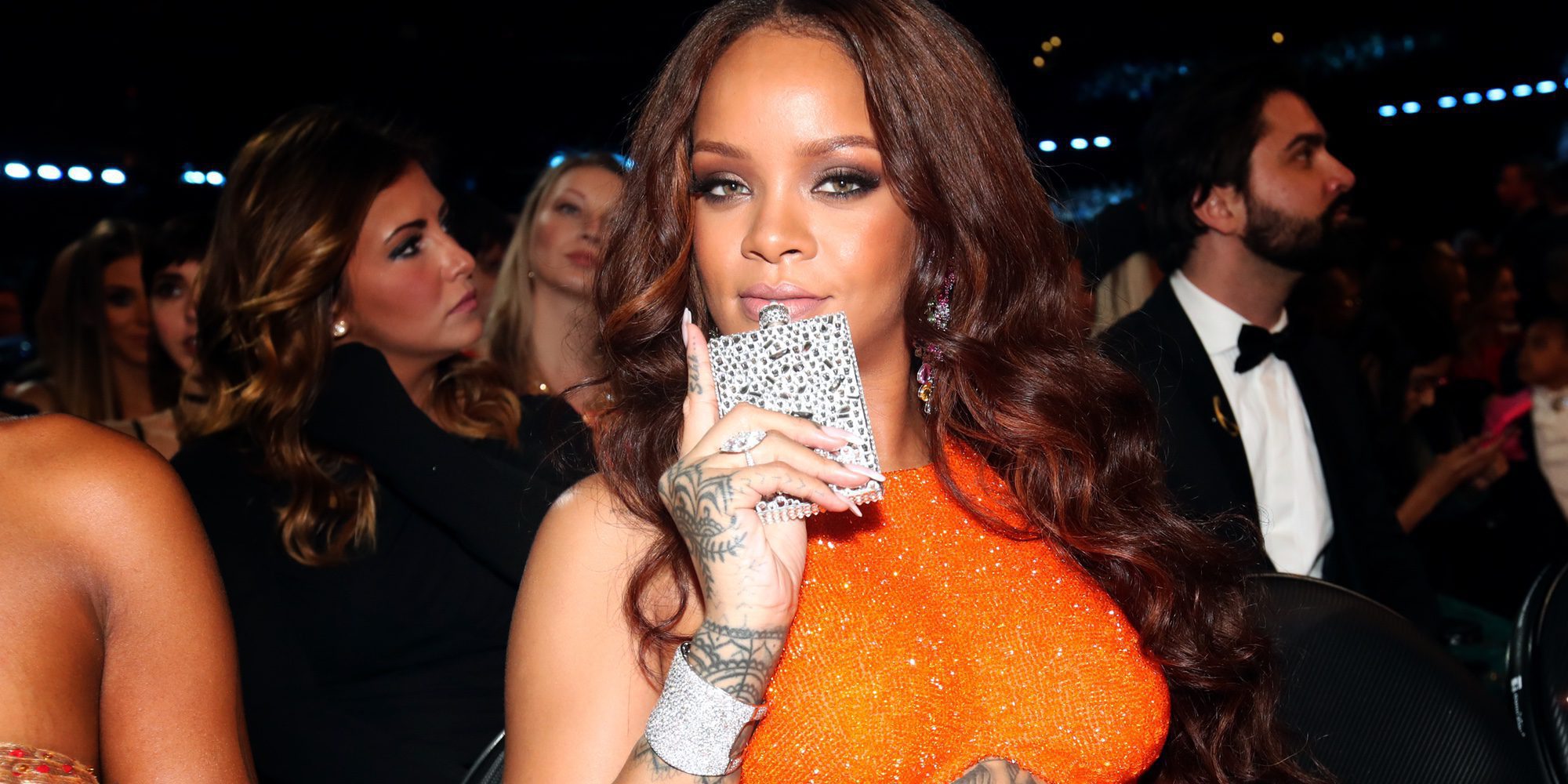 Rihanna con petaca en mano: Así de bien se lo pasó durante la gala de los Premios Grammy 2017