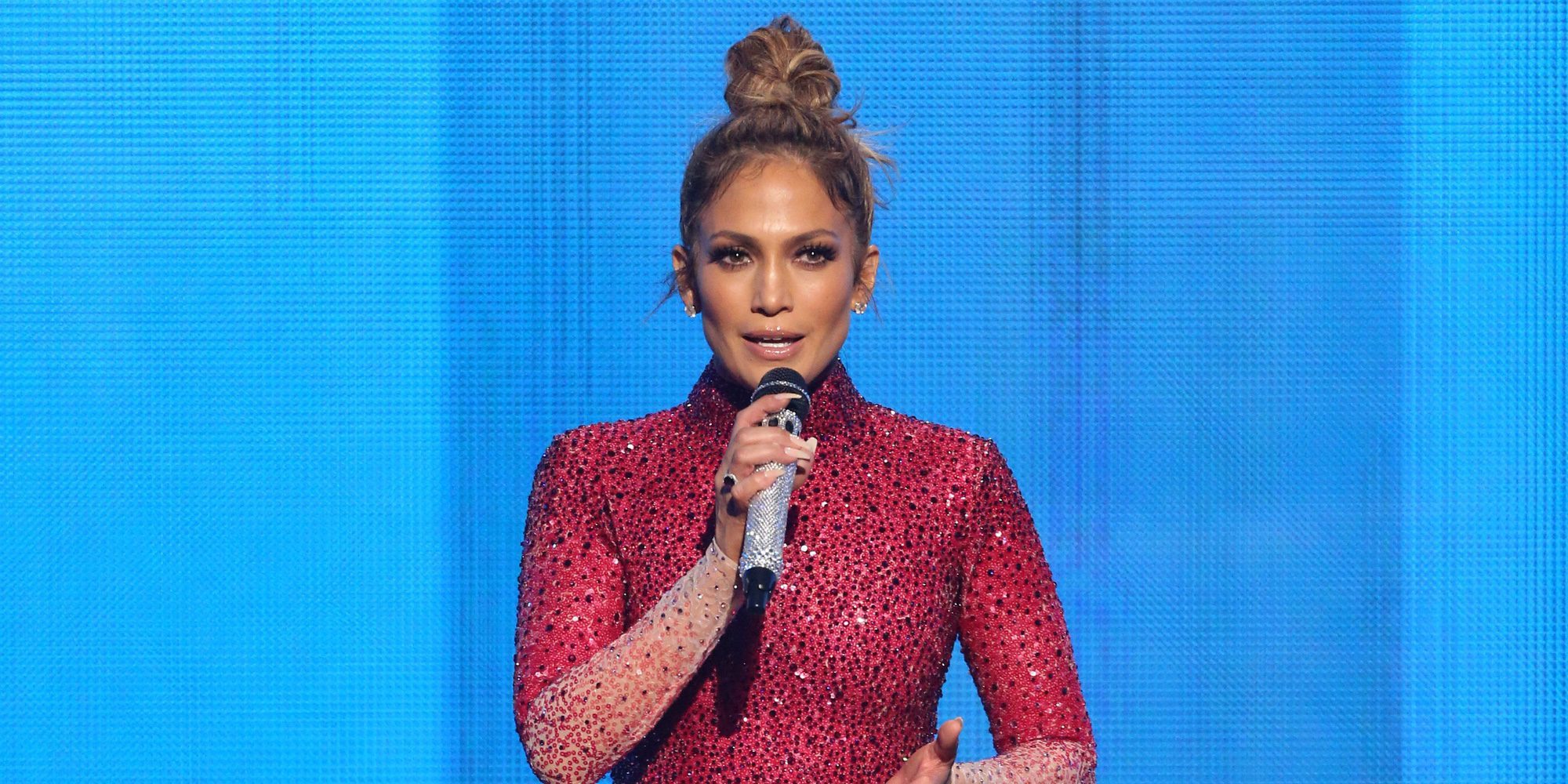 Difícil decisión para Jennifer Lopez: ¿Harry Styles, Zac Efron, el Príncipe Harry o Bradley Cooper?