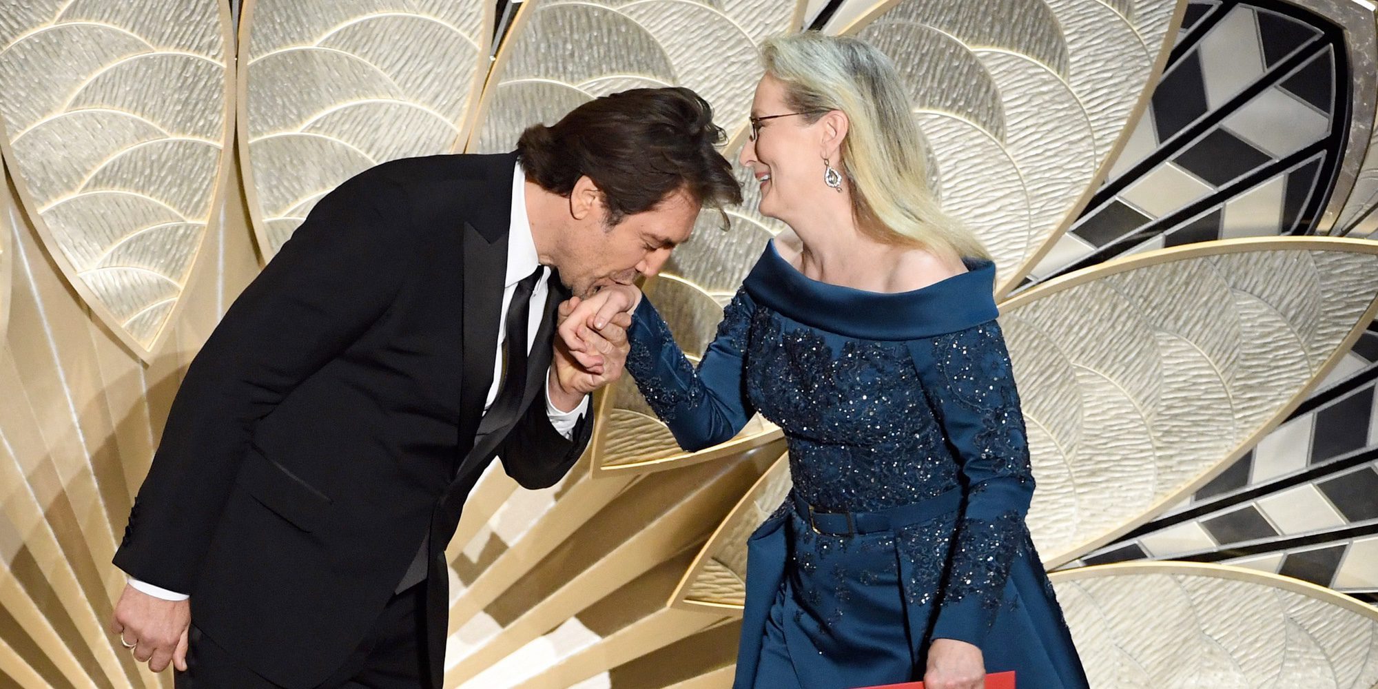 Meryl Streep viste de Elie Saab en los Oscar 2017 tras su polémica con Karl Lagerfeld