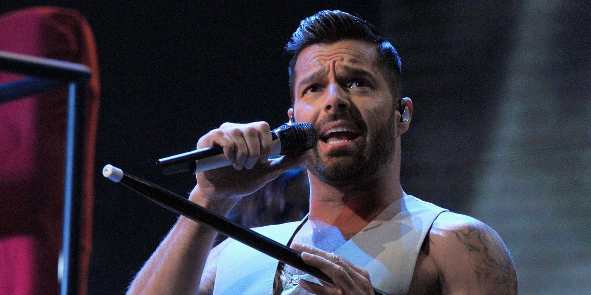 Ricky Martin desata la locura entre sus fans tras aparecer completamente desnudo en un vídeo