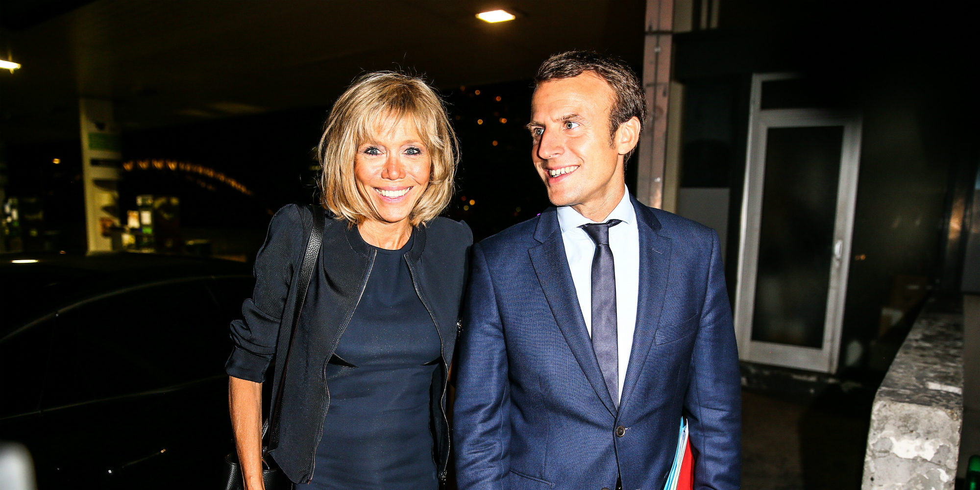 Emmanuel Macron, el político francés que enamoró a su profesora del instituto 24 años mayor que él