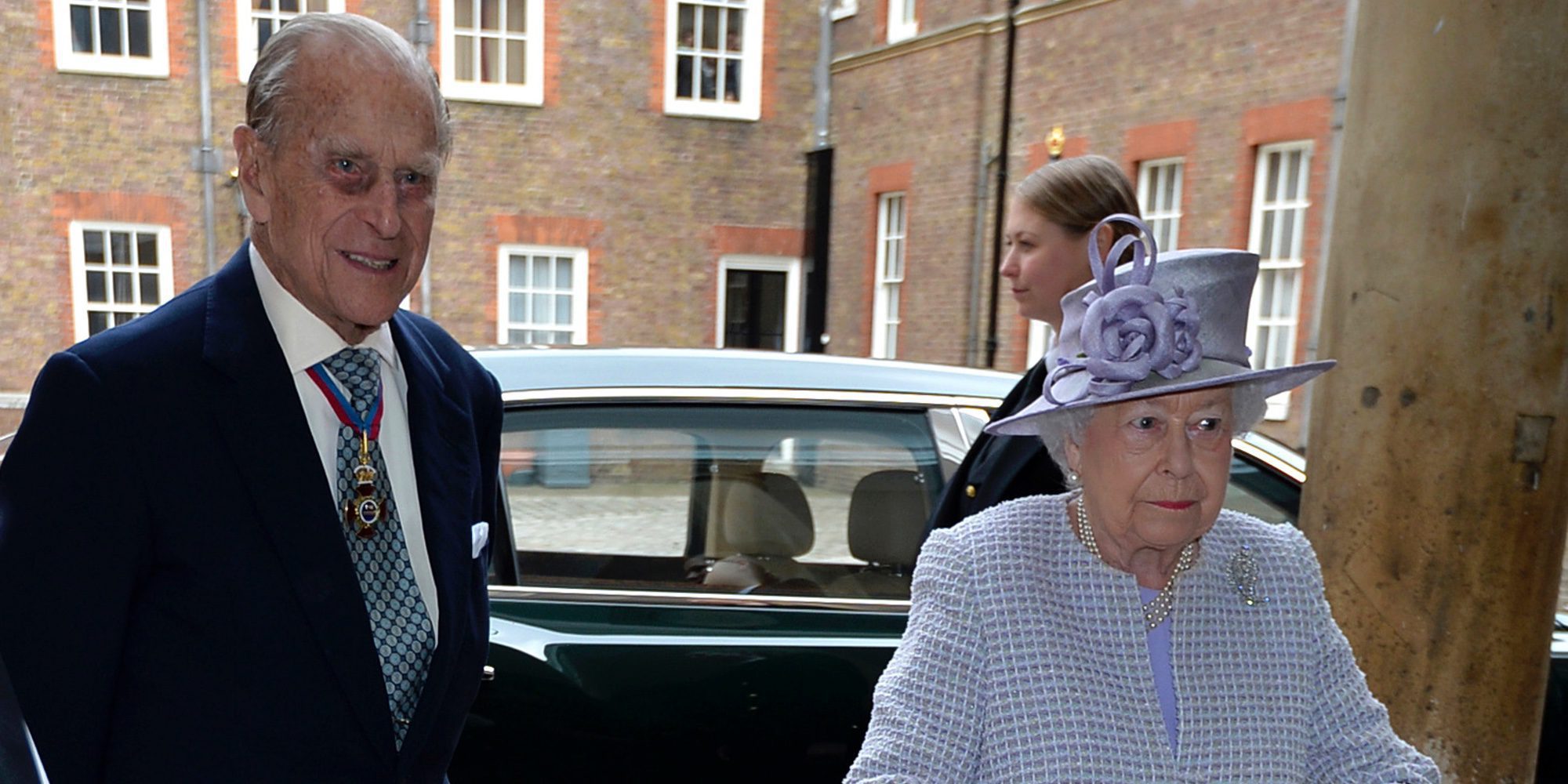 El Duque de Edimburgo reaparece con una sonrisa en un acto oficial tras anunciar que se jubila