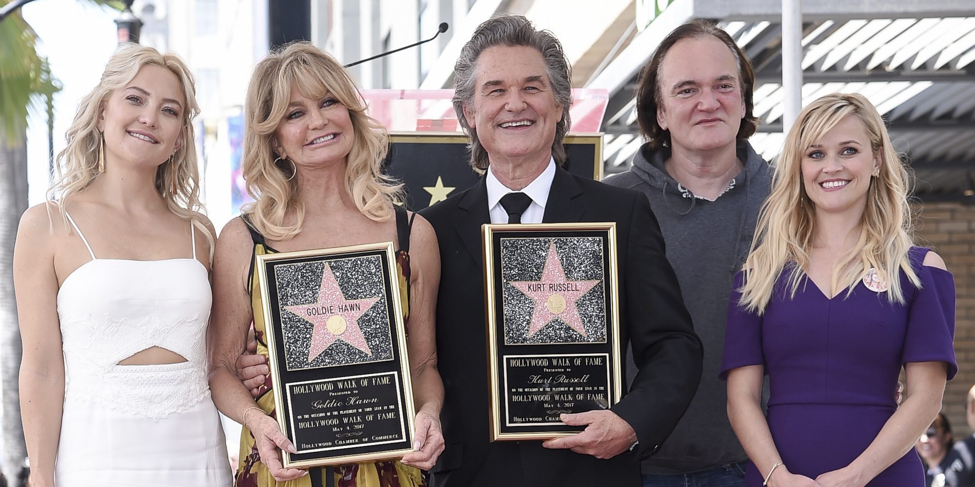 Goldie Hawn y Kurt Russell reciben así de enamorados sus estrellas en el Paseo de la Fama de Hollywood