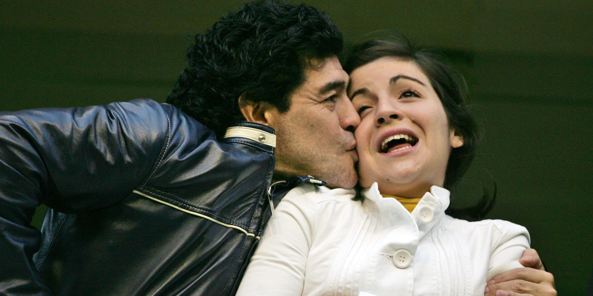 Las hijas de Maradona denuncian a la novia de su padre