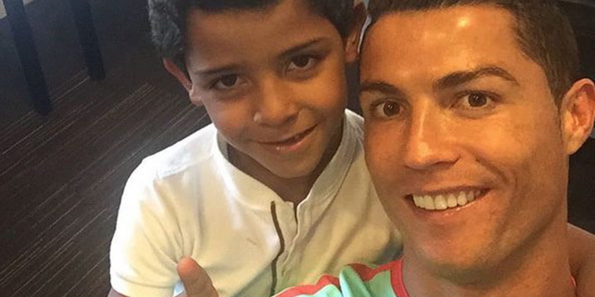 De tal palo, tal astilla: El hijo de Cristiano Ronaldo también gana trofeos por ser todo un pichichi