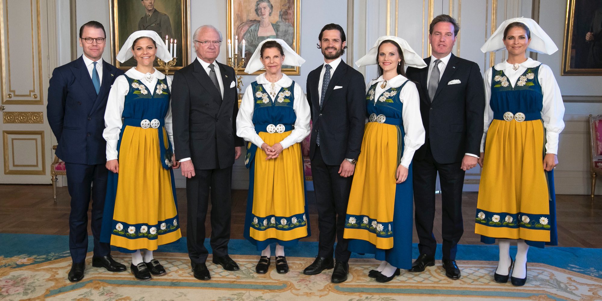 El regreso de Magdalena de Suecia, el embarazo de Sofía Hellqvist y la alegría de Estela de Suecia marcan el Día Nacional