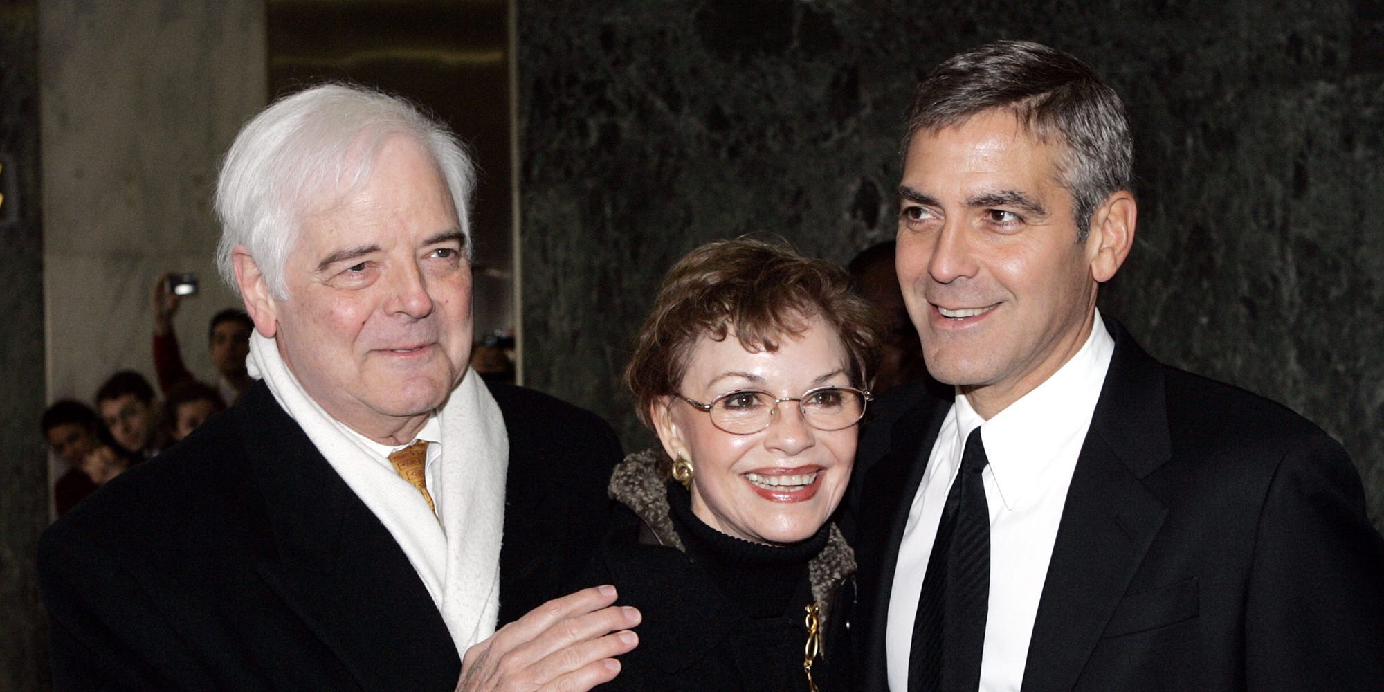 El padre de George Clooney, Nick Clooney, revela cómo son sus nietos Alexander y Ella