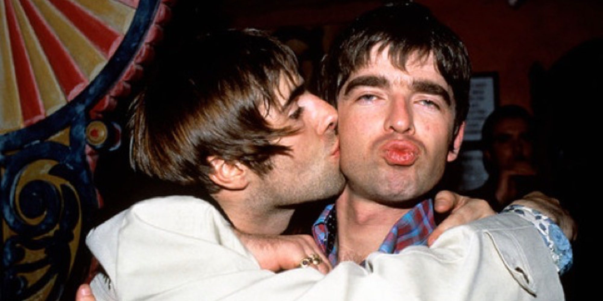 Los hermanos Gallagher: traumas infantiles, el éxito de Oasis y una separación violenta
