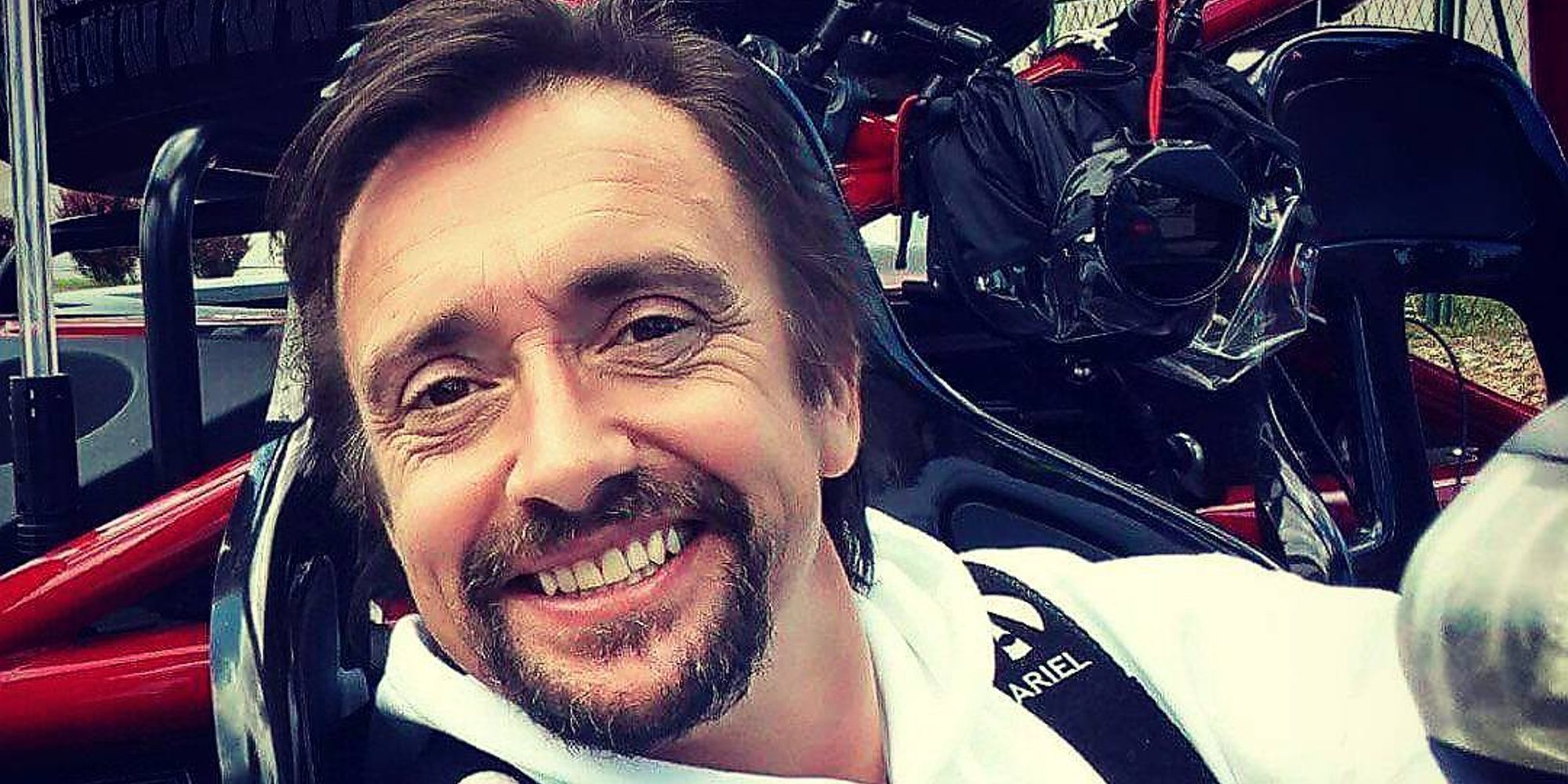 Richard Hammond ('Top Gear') se recupera tras un grave accidente en Suiza: "No estoy muerto"