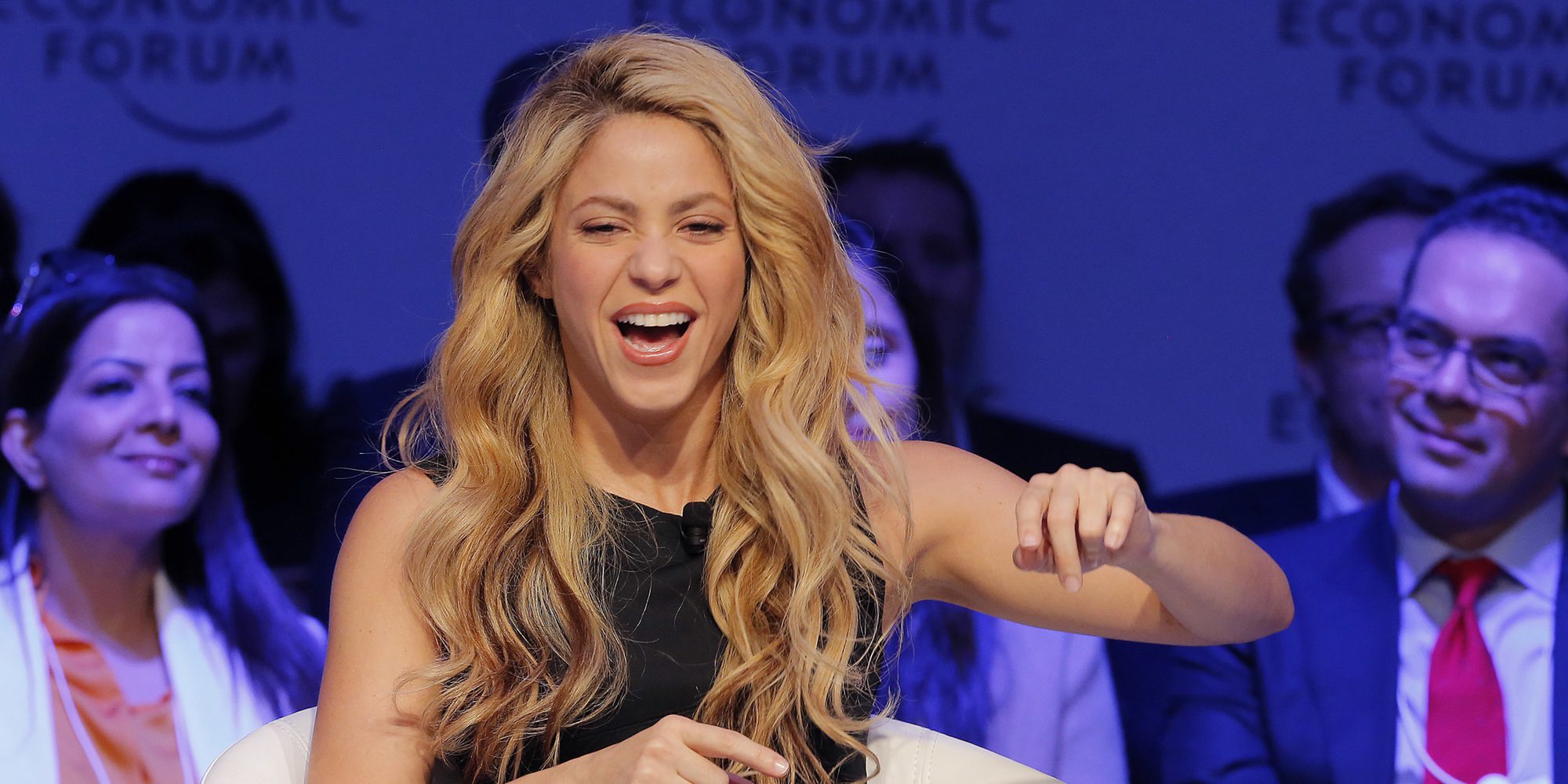 Adiós al rubio platino: Así es el cambio de look con el que Shakira vuelve a sus inicios