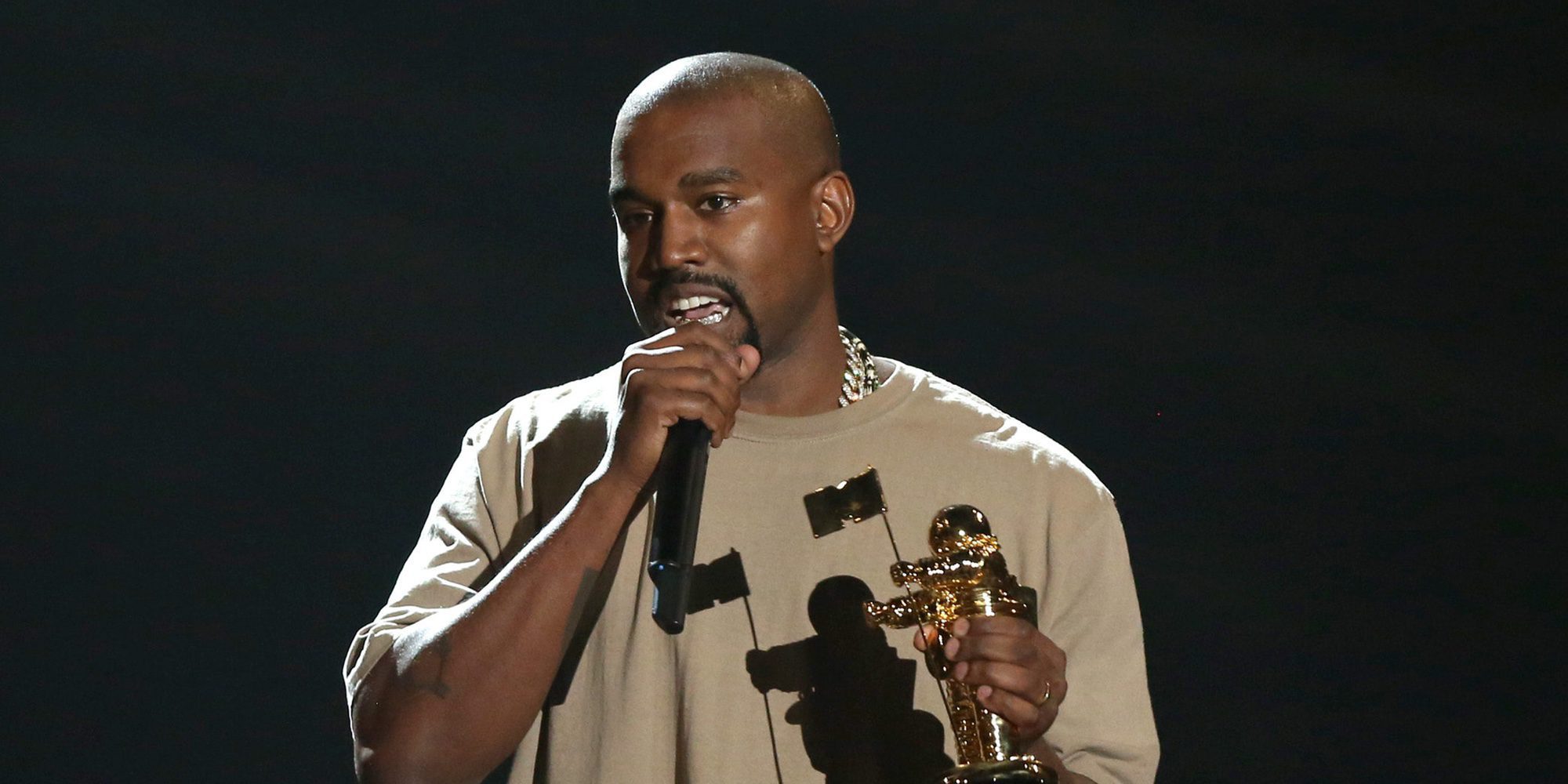 Kanye West reclama a una aseguradora 10 millones por la cancelación de su gira de conciertos