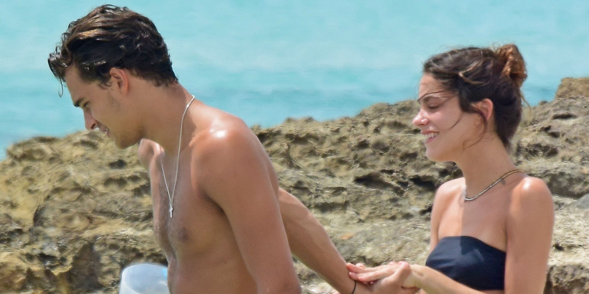 Tini Stoessel y Pepe Barroso Junior derrochan amor en las playas de Formentera