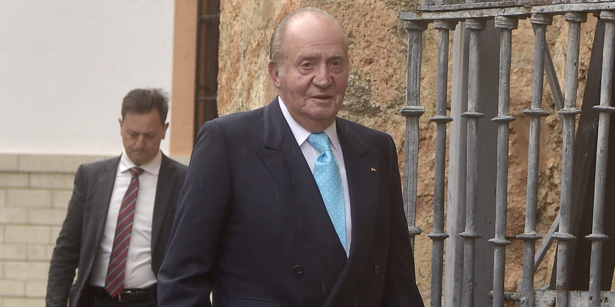 El Rey Juan Carlos deja a un lado Marivent y disfruta del verano en Galicia