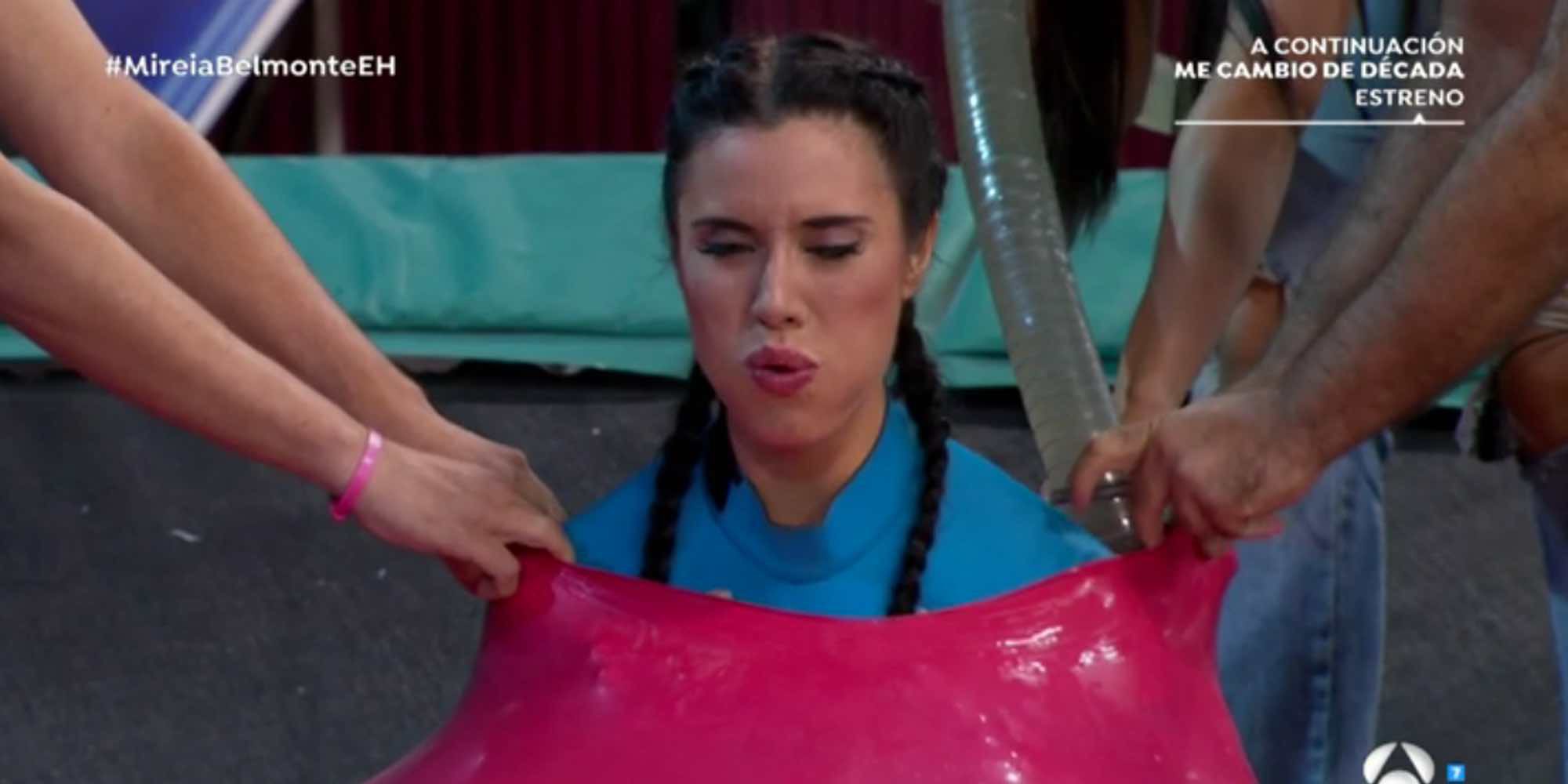 El reto de Pilar Rubio que mantuvo en vilo al público de 'El hormiguero': ¡meterse en un globo de agua!