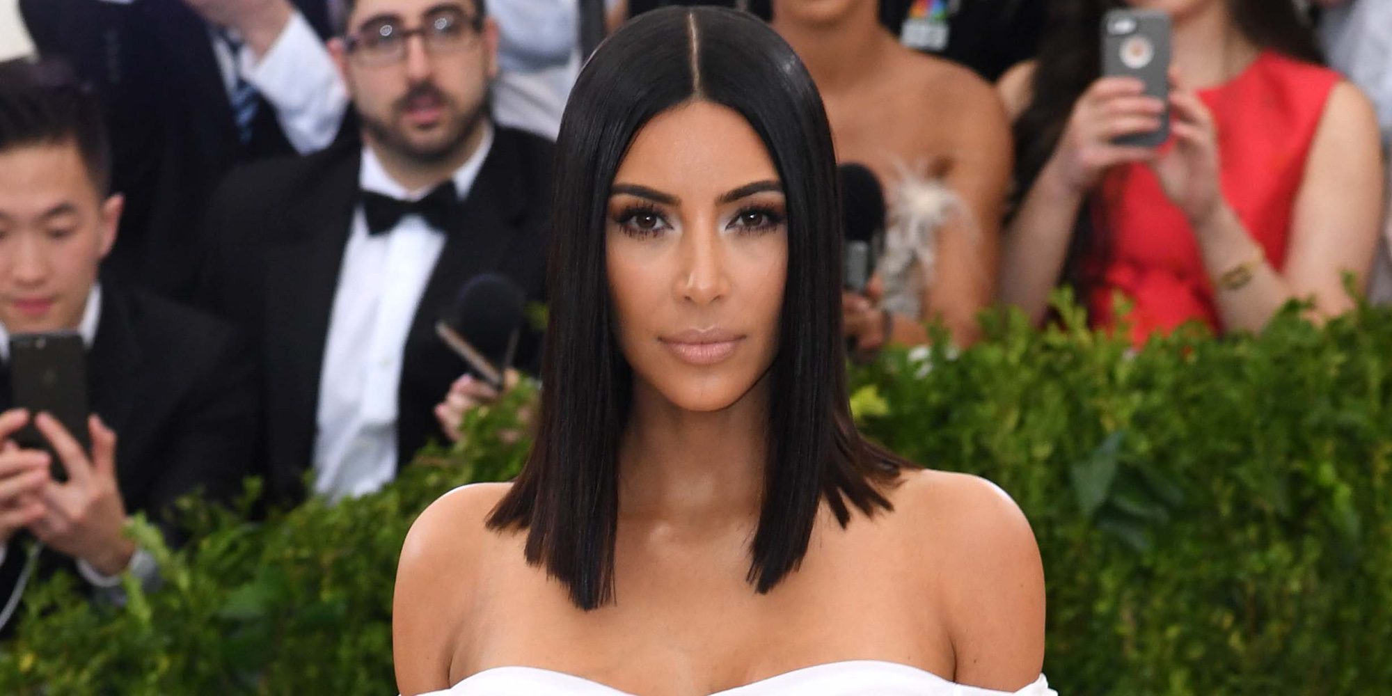 Kim Kardashian transforma su casa en un bosque para celebrar el baby shower de su tercer hijo
