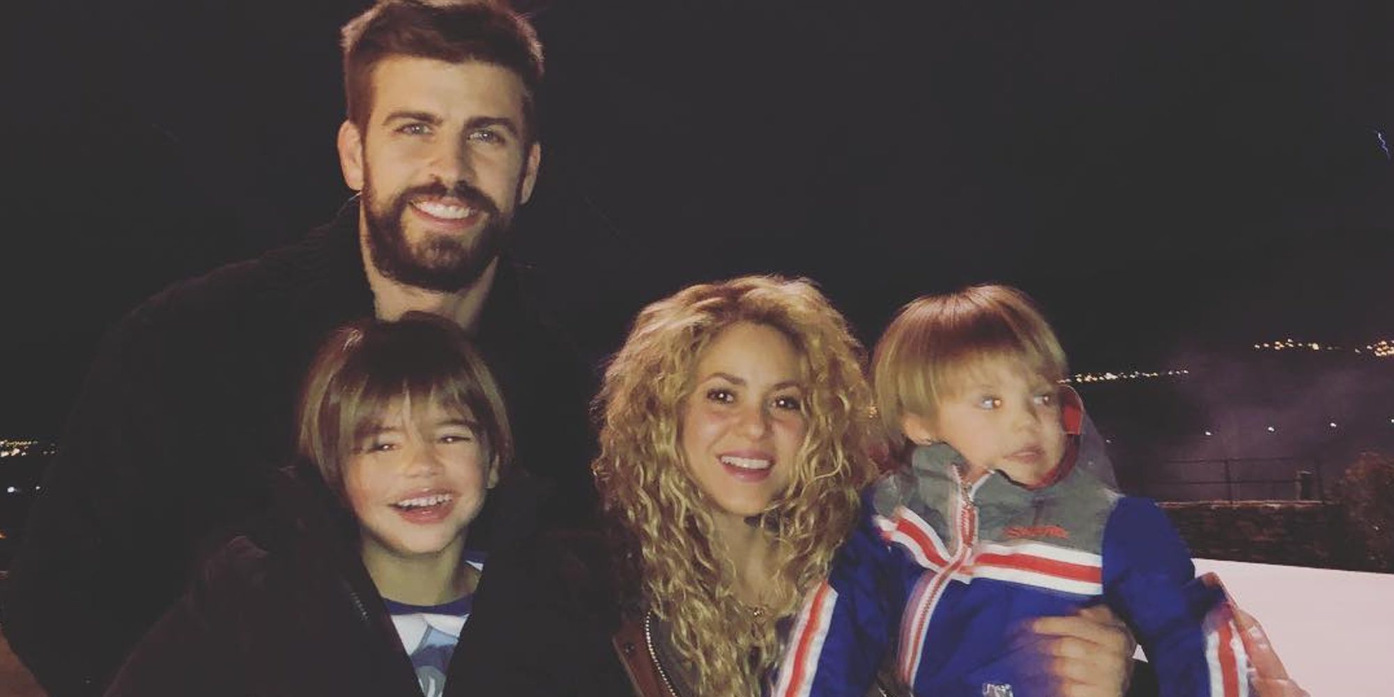Shakira y Gerard Piqué dicen adiós a un año lleno de altibajos junto a sus hijos