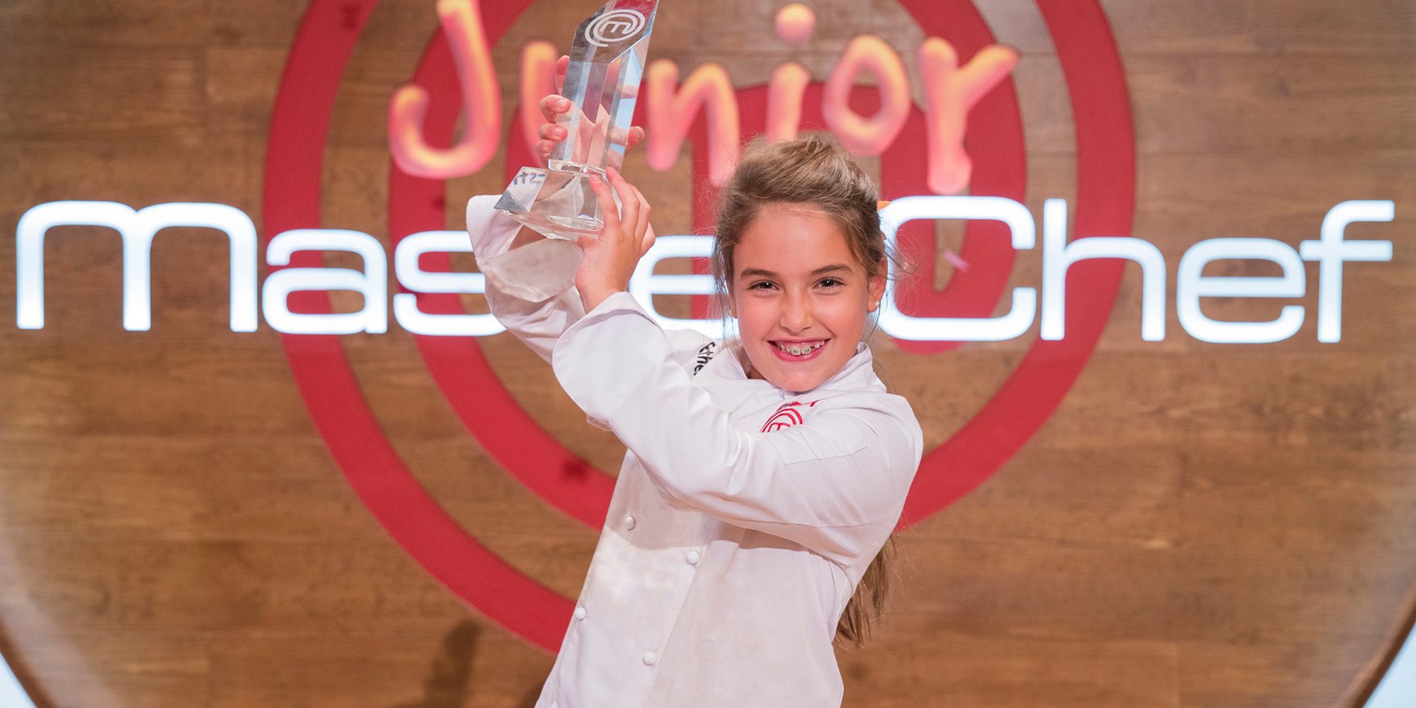 Esther se convierte en la ganadora de 'MasterChef Junior 5' en una final muy emocionante