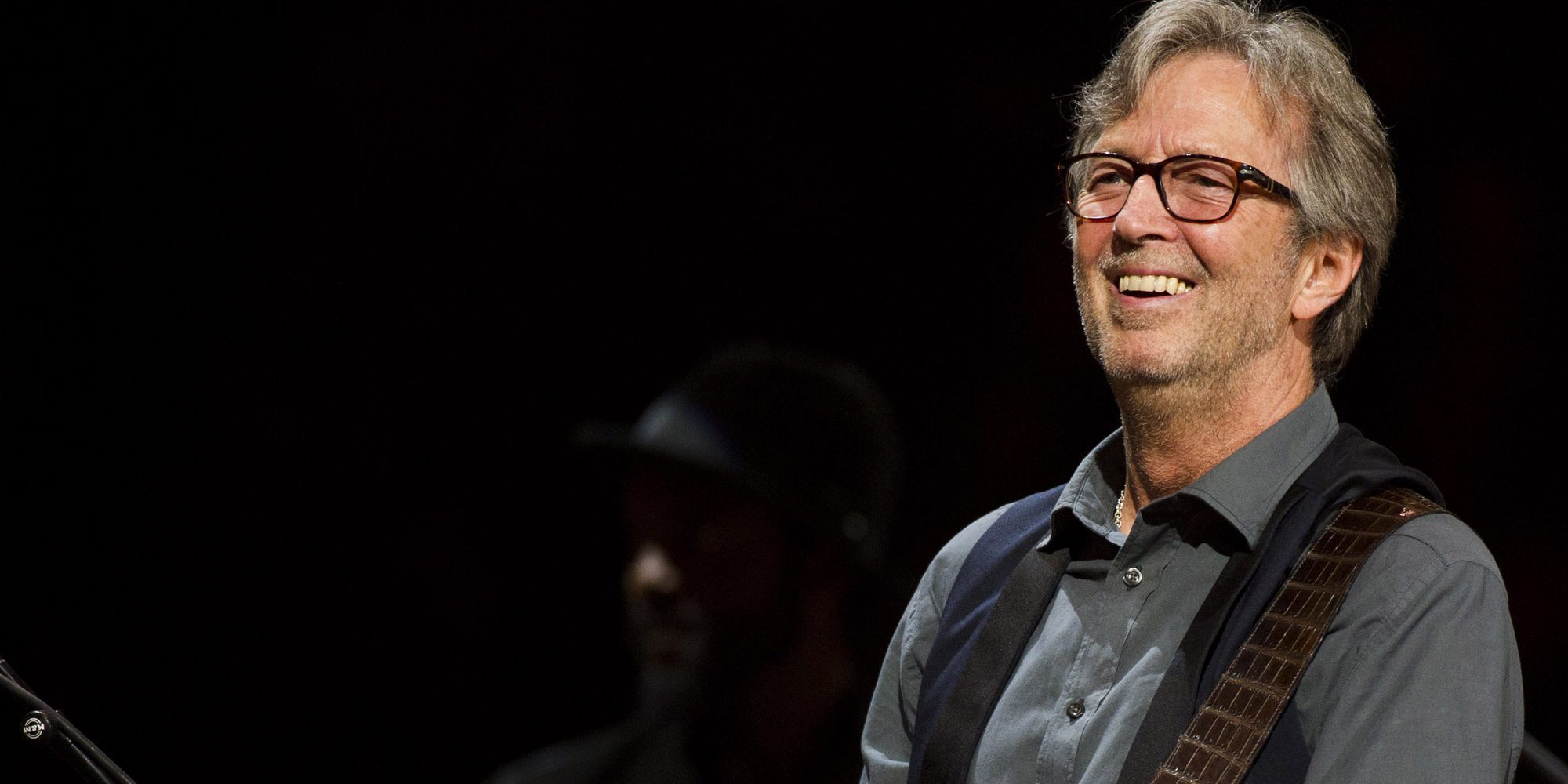 La vida golpea a Eric Clapton: "Me estoy quedando sordo y mis manos apenas funcionan"