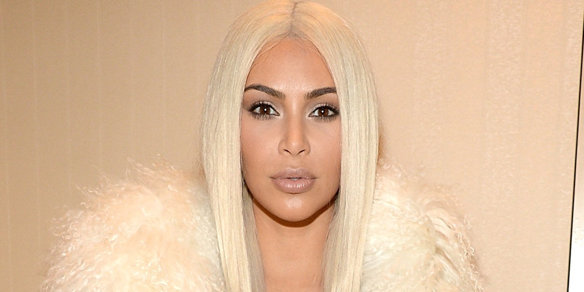 Kim Kardashian presenta a su hija Chicago con filtro incluido