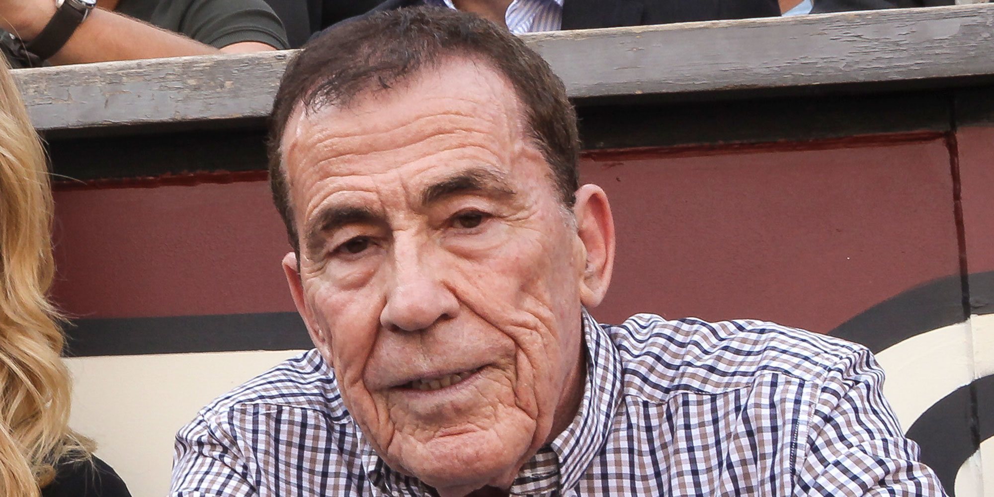 El escritor Fernando Sánchez Dragó, de 81 años, protagoniza una película porno y sadomasoquista