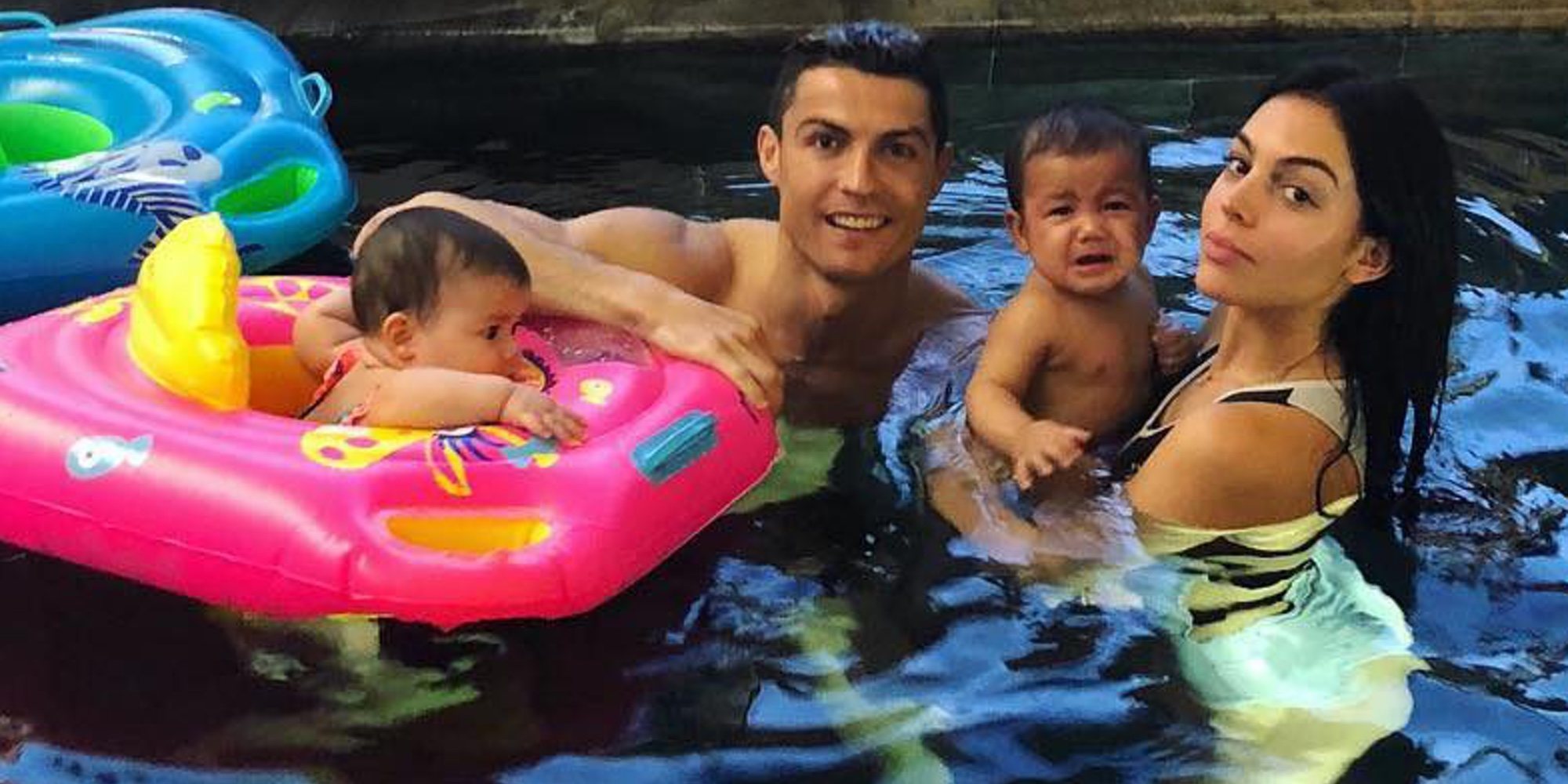 Cristiano Ronaldo y Georgina Rodríguez disfrutan de un paseo familiar con Eva, Mateo y Alana Martina