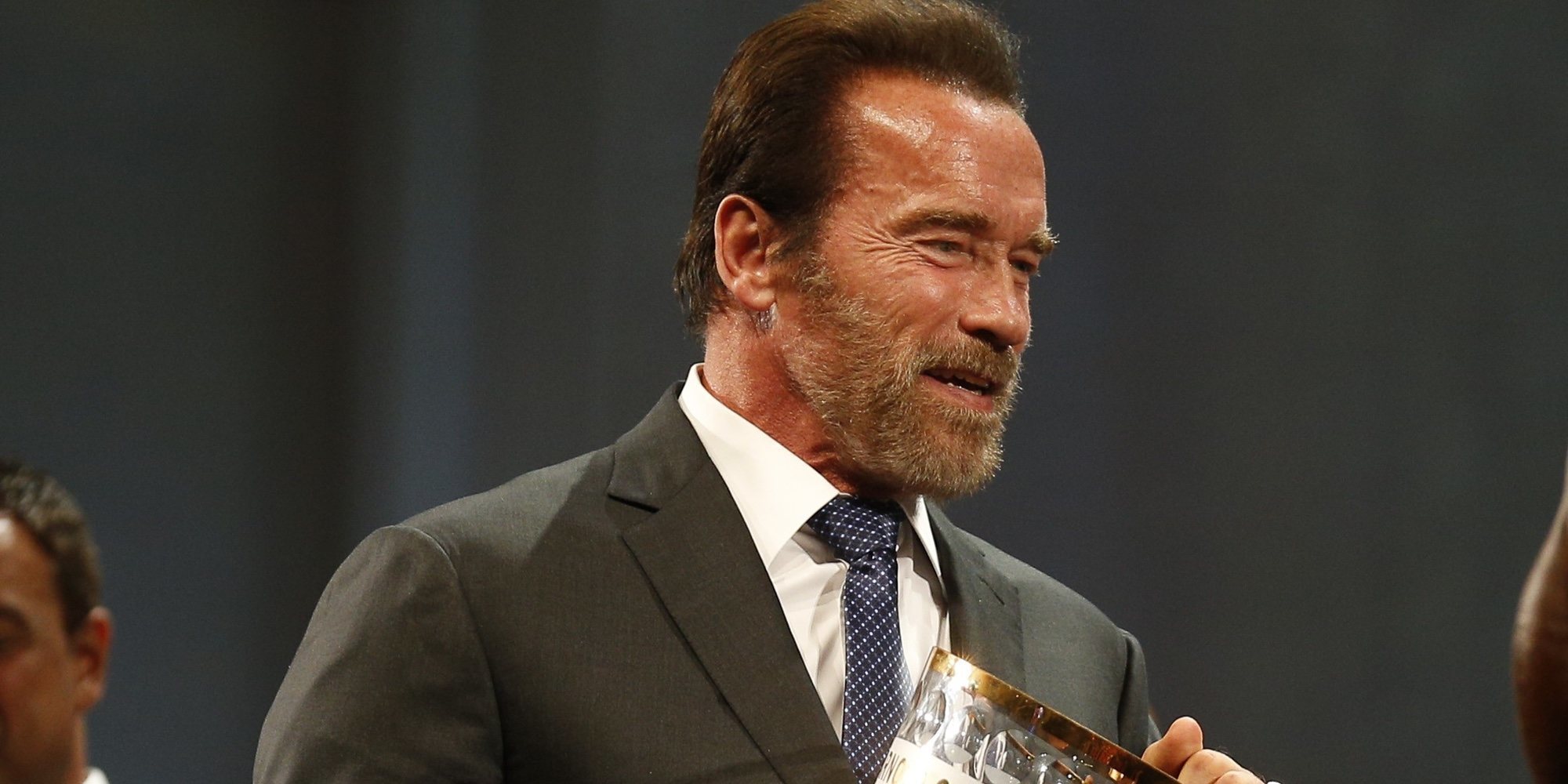 Arnold Schwarzenegger, muy optimista tras ser operado de urgencia a corazón abierto: "I'm back"