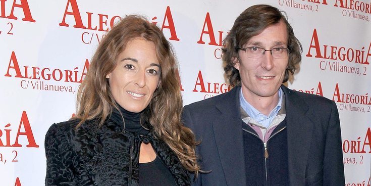 Fernando Gómez-Acebo y Mónica Martín Luque sufren el embargo de su casa y tienen una elevada deuda bancaria