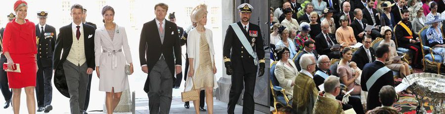 Las Familias Reales de Noruega, Holanda, Bélgica, Luxemburgo y Dinamarca, reunidas en el bautizo de Estela de Suecia