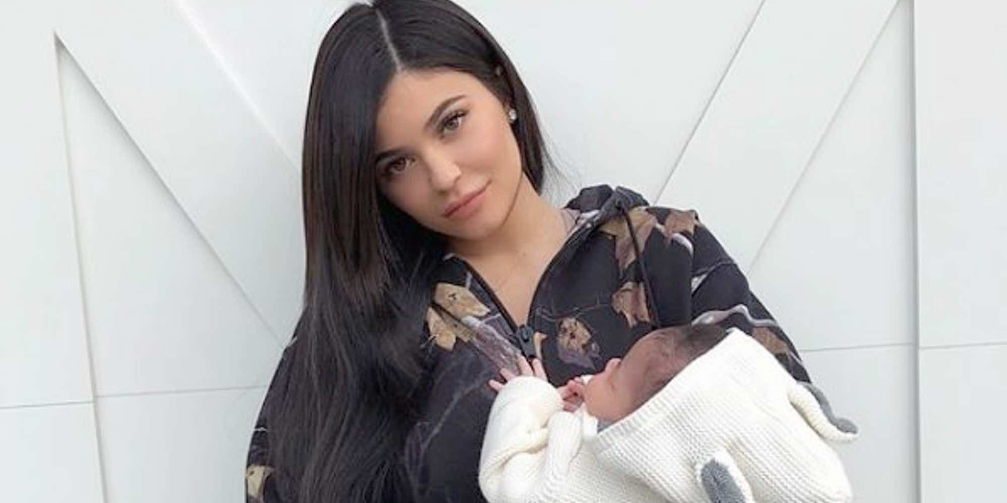 La maternidad hace olvidarse a Kylie Jenner de su faceta influencer