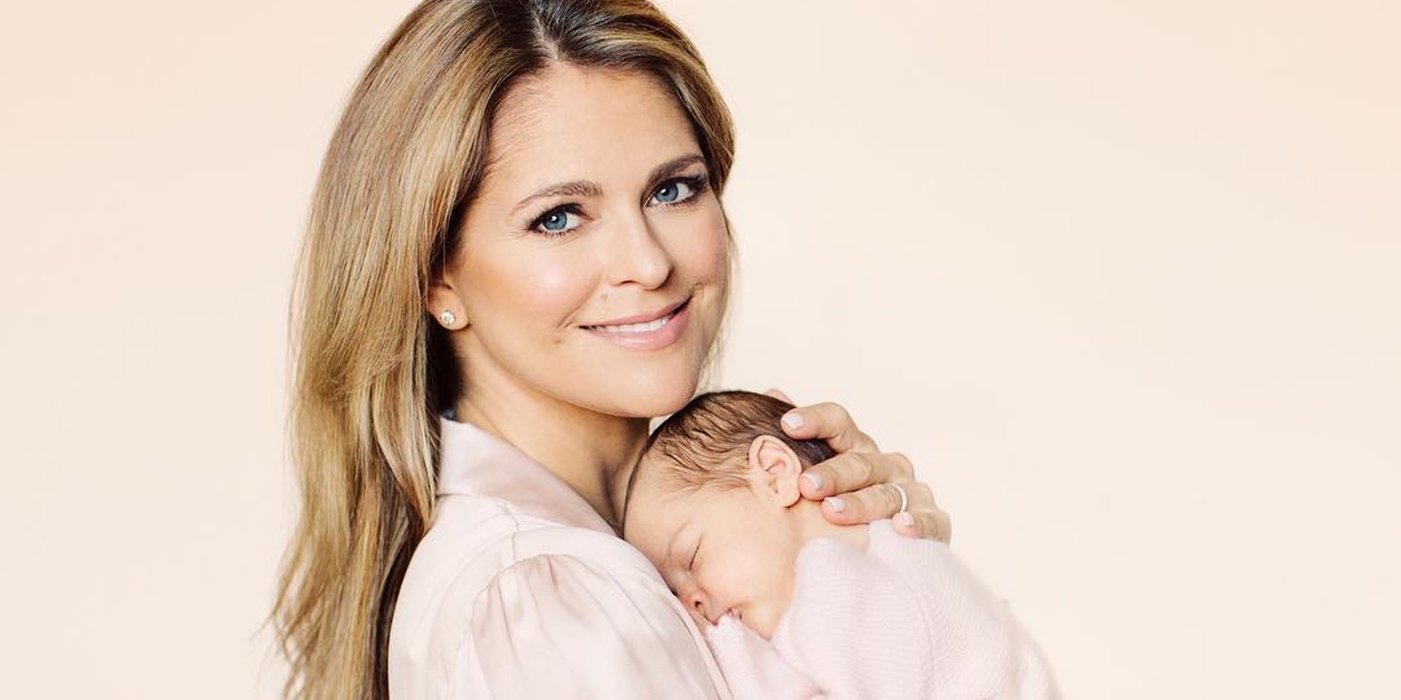 La Princesa Magdalena de Suecia publica nuevas fotos de su tercera hija, la Princesa Adrienne