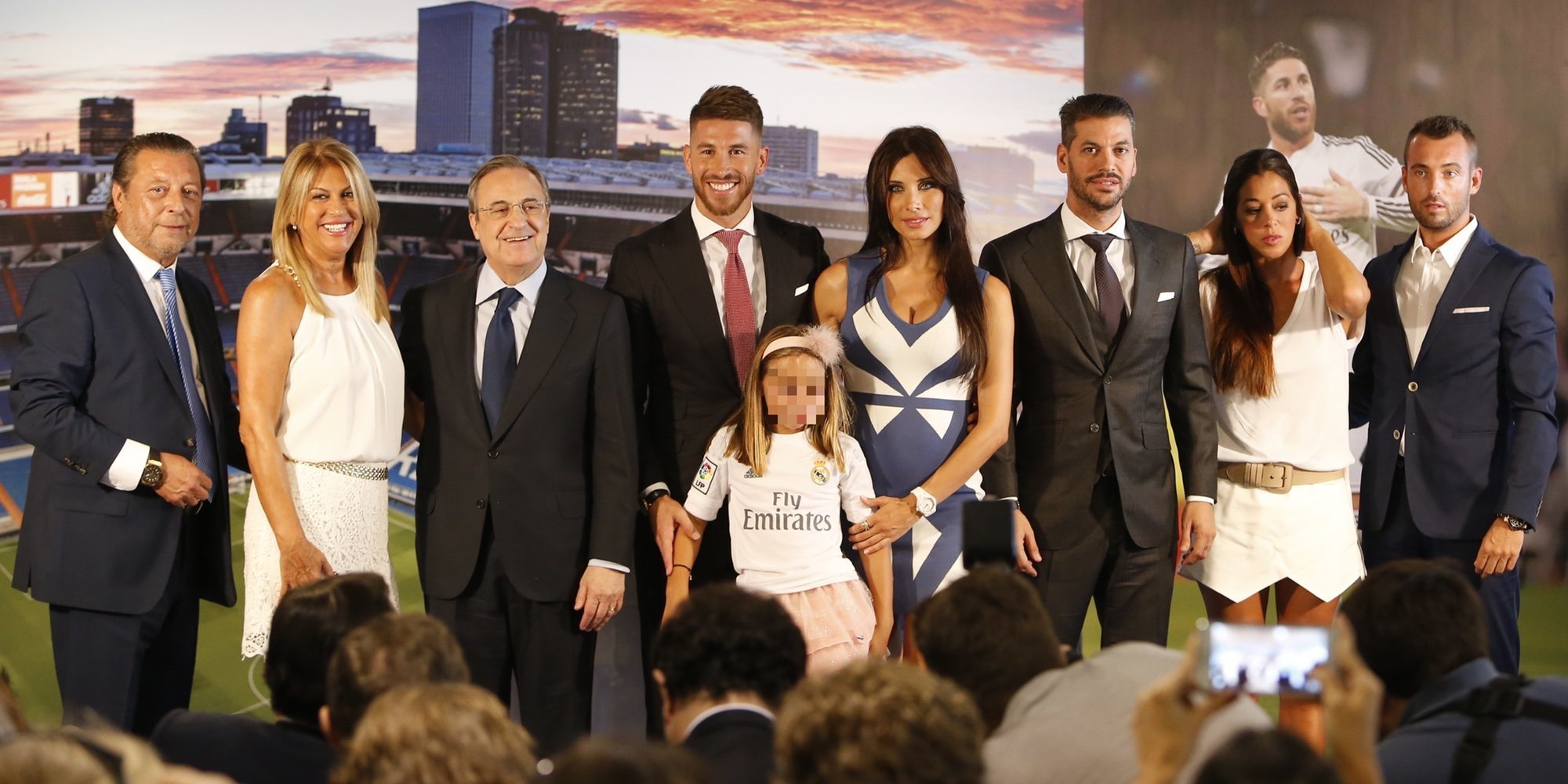 Así es y así se lleva Sergio Ramos con sus hermanos René y Miriam Ramos