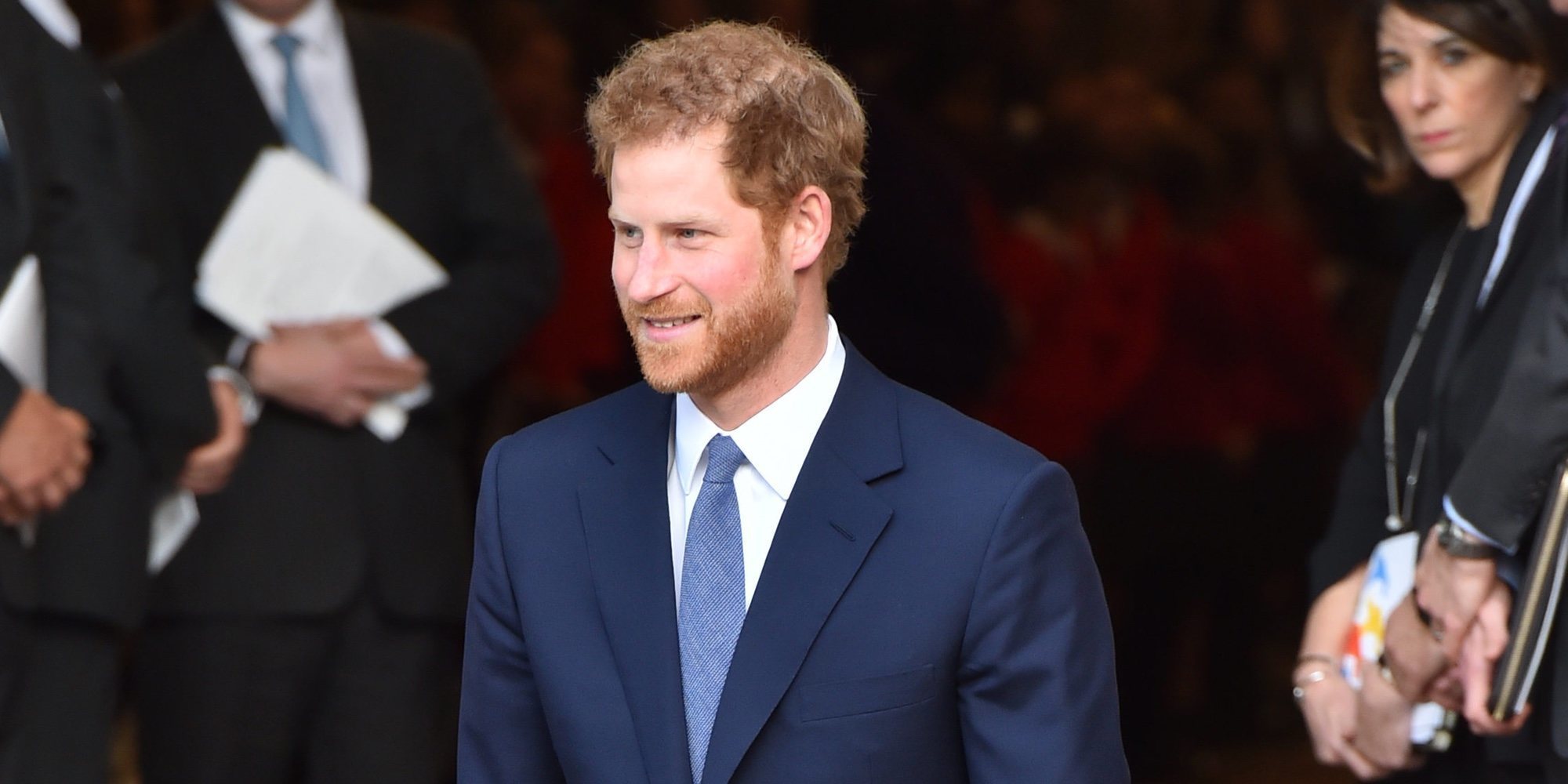 Harry de Inglaterra se gasta 8.000 euros en un regalo para el bautizo del Príncipe Luis