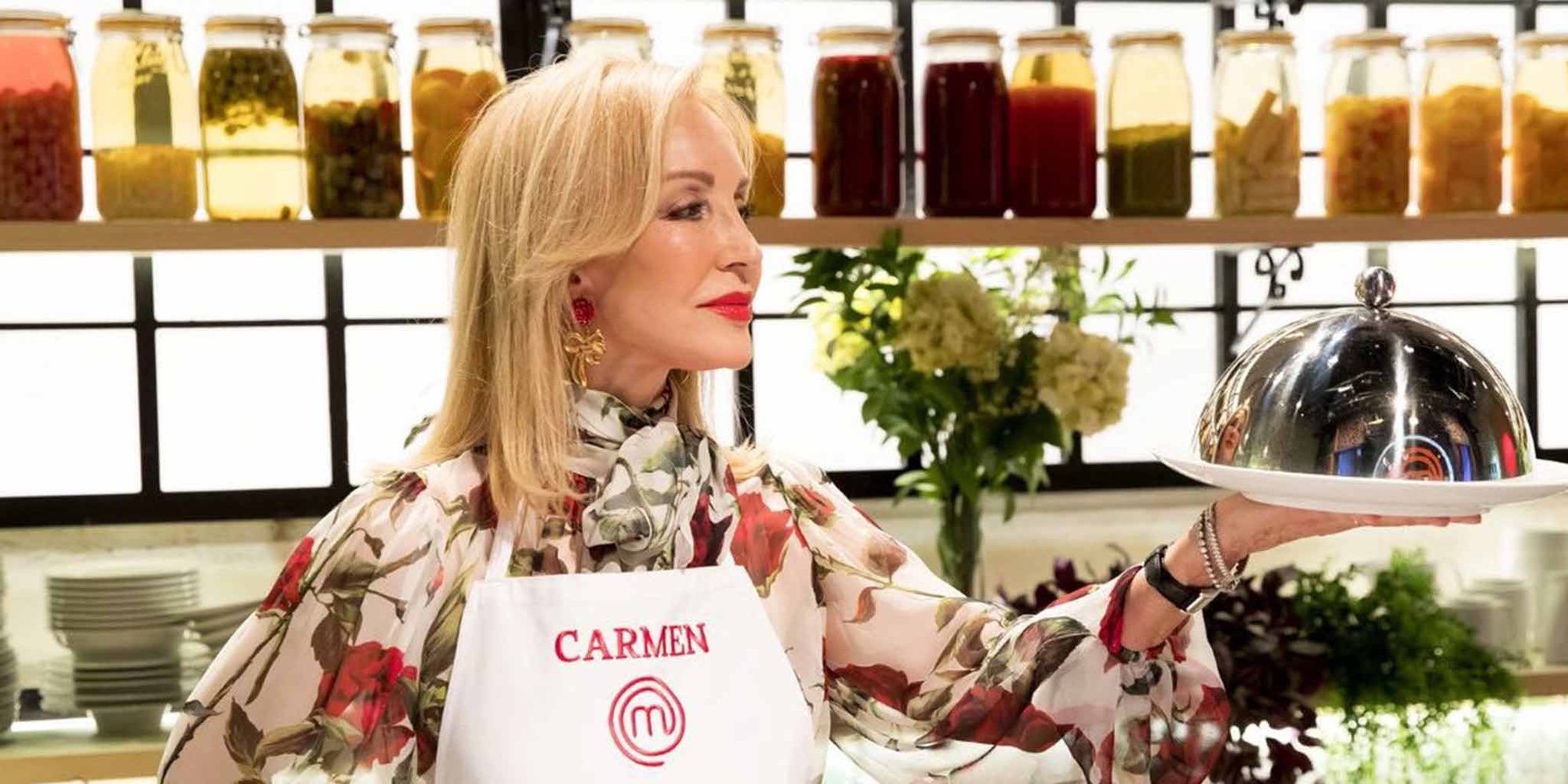 Rifirrafes, platos 'venenosos' y mucha desgana: Así ha empezado Carmen Lomana en 'Masterchef Celebrity 3'