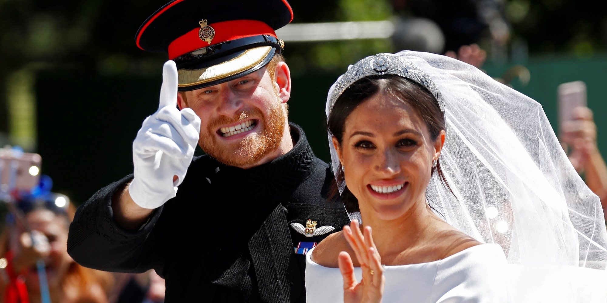 El Príncipe Harry y Meghan Markle anuncian que están esperando su primer hijo