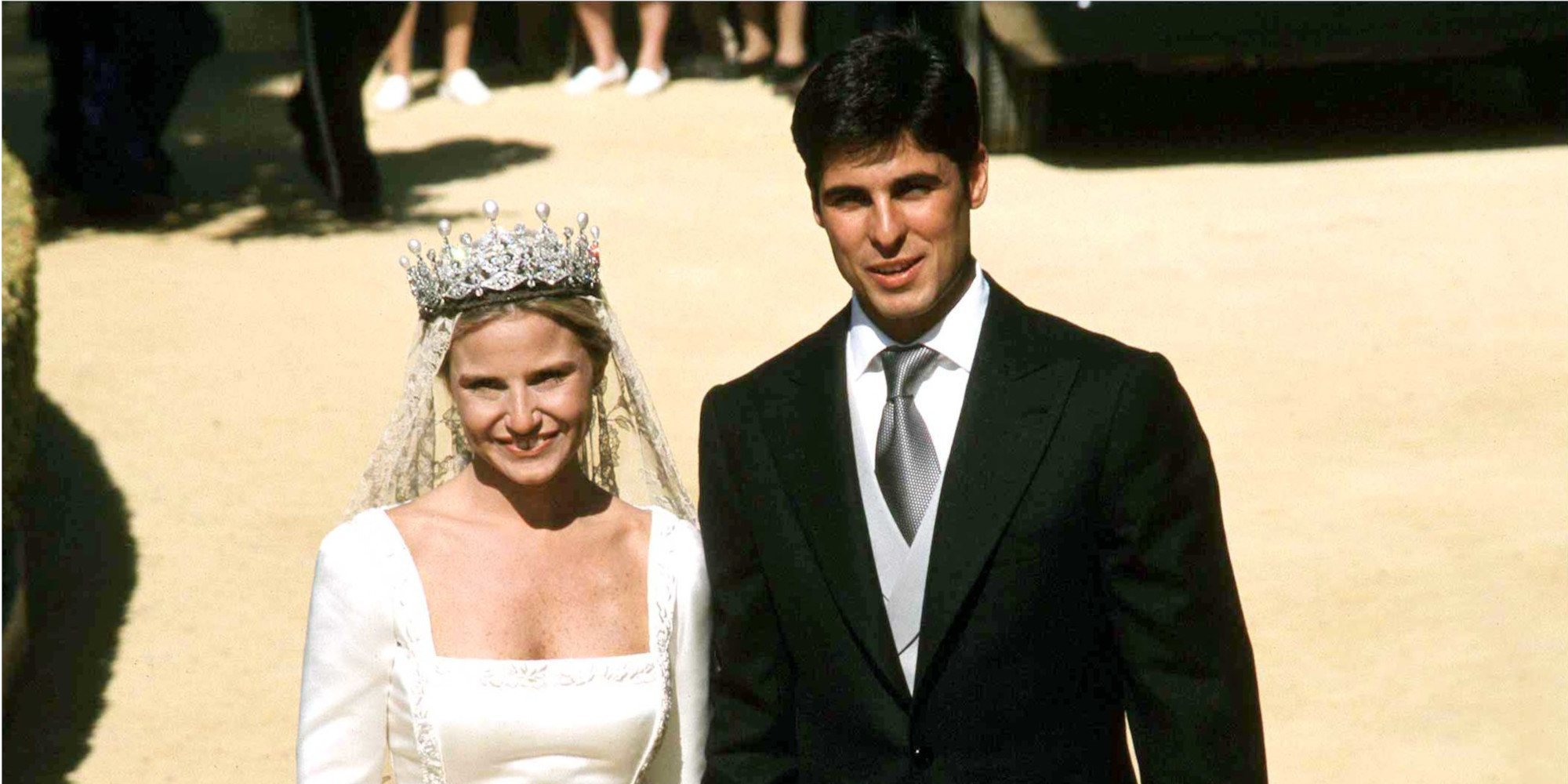 Así fue la boda de Eugenia Martínez de Irujo y Fran Rivera: un enlace casi de la realeza