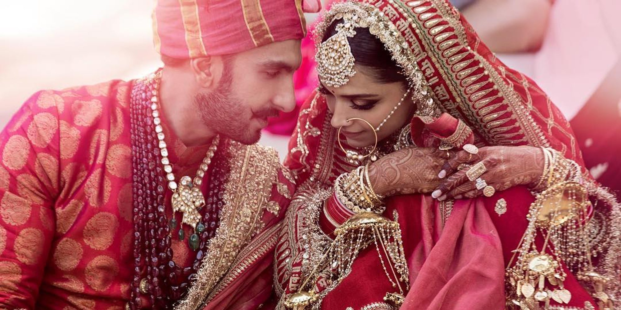 Los actores de Bollywood Deepika Padukone y Ranveer Singh se casan tras 6 años de relación