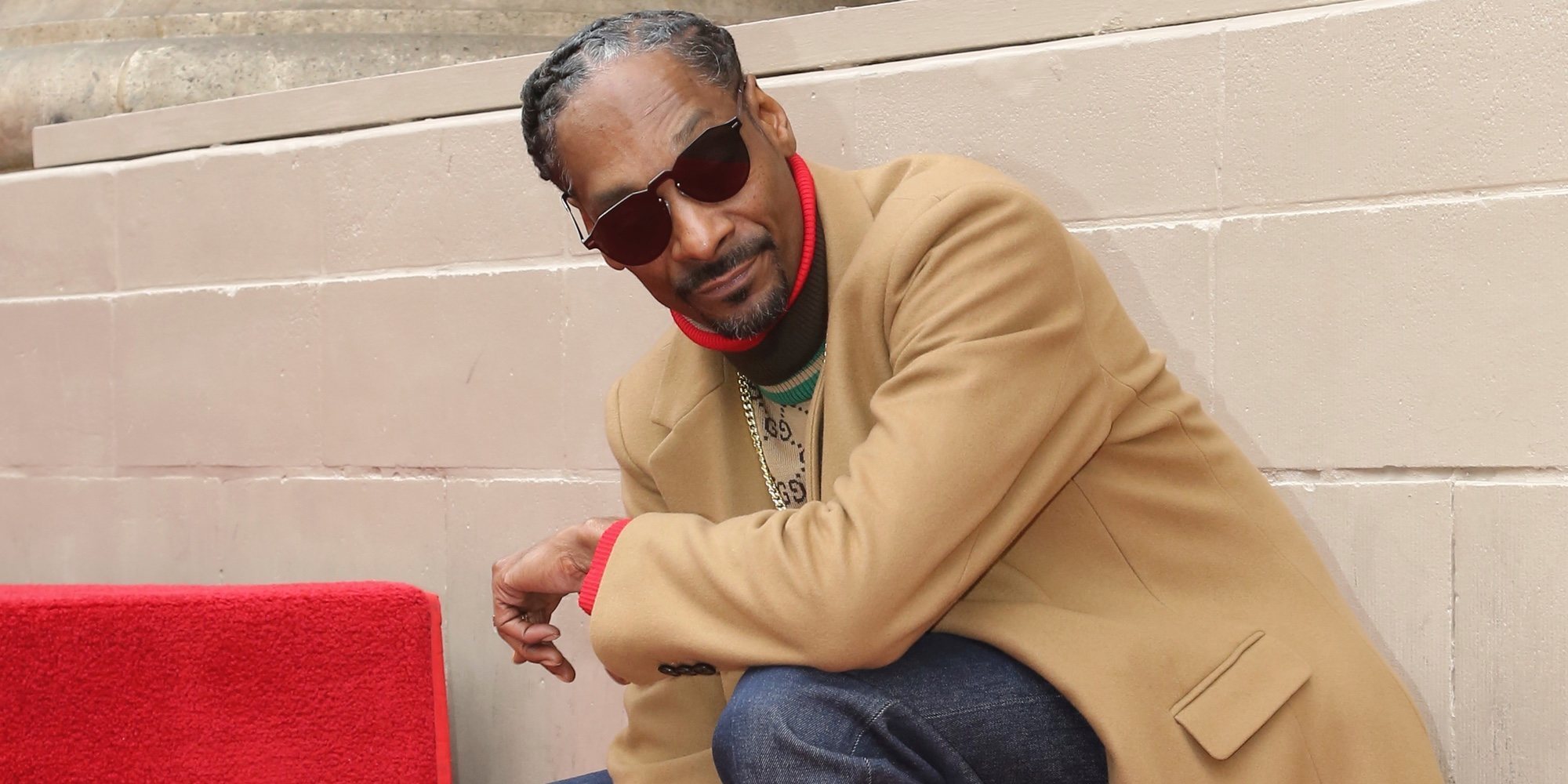 El peculiar agradecimiento Snoop Dogg al recibir su estrella en el Paseo de la Fama de Hollywood