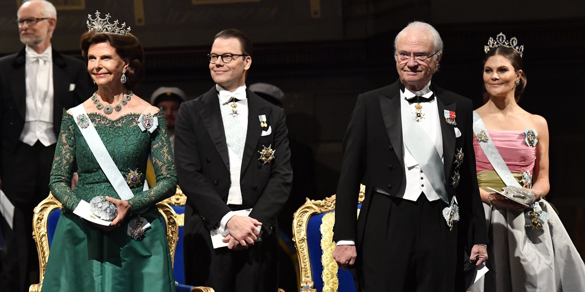 La Familia Real Sueca, entre diseños inapropiados y looks reciclados: así han sido los Premios Nobel 2018