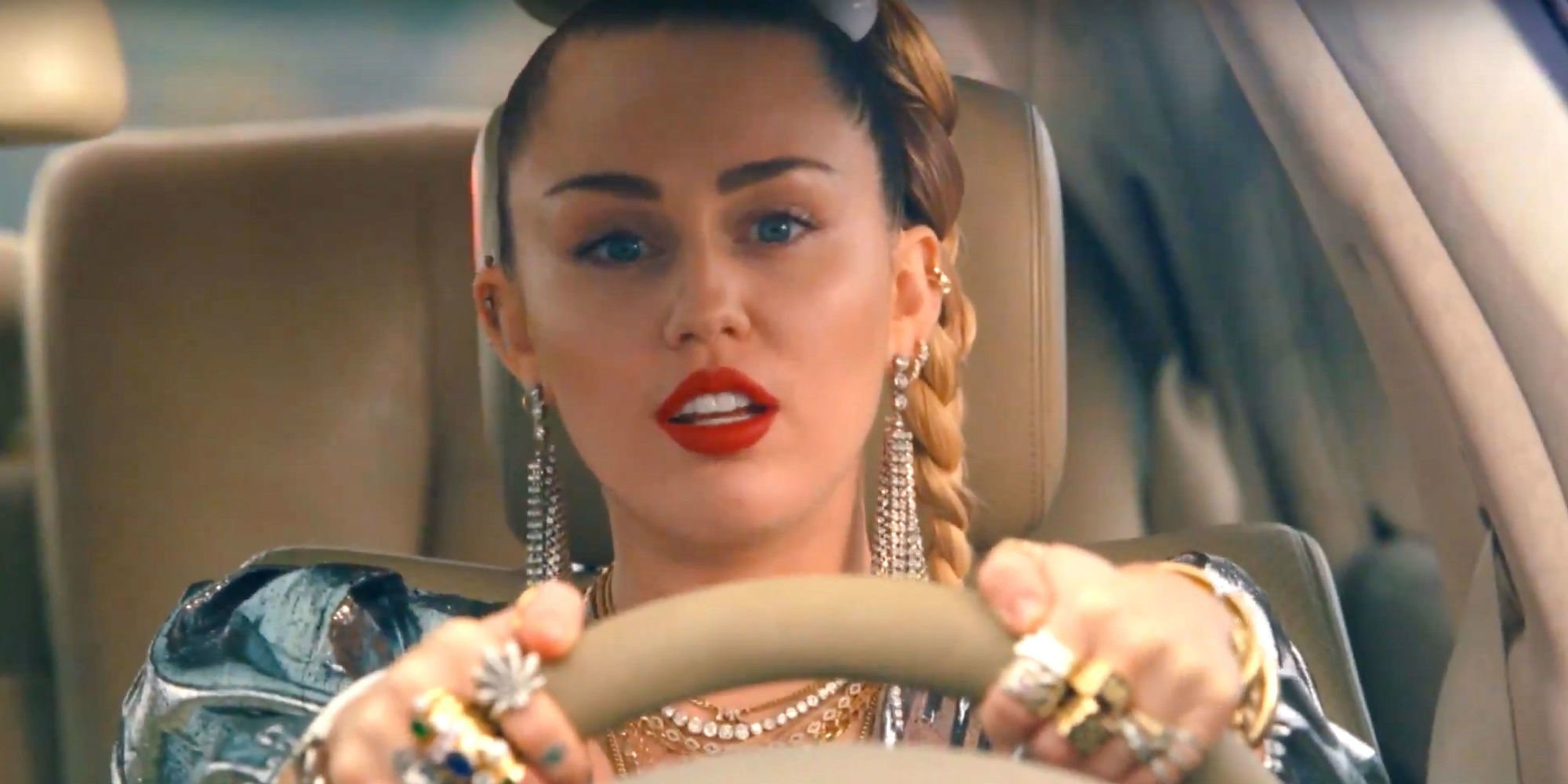 17 canciones que resumen la carrera de Miley Cyrus