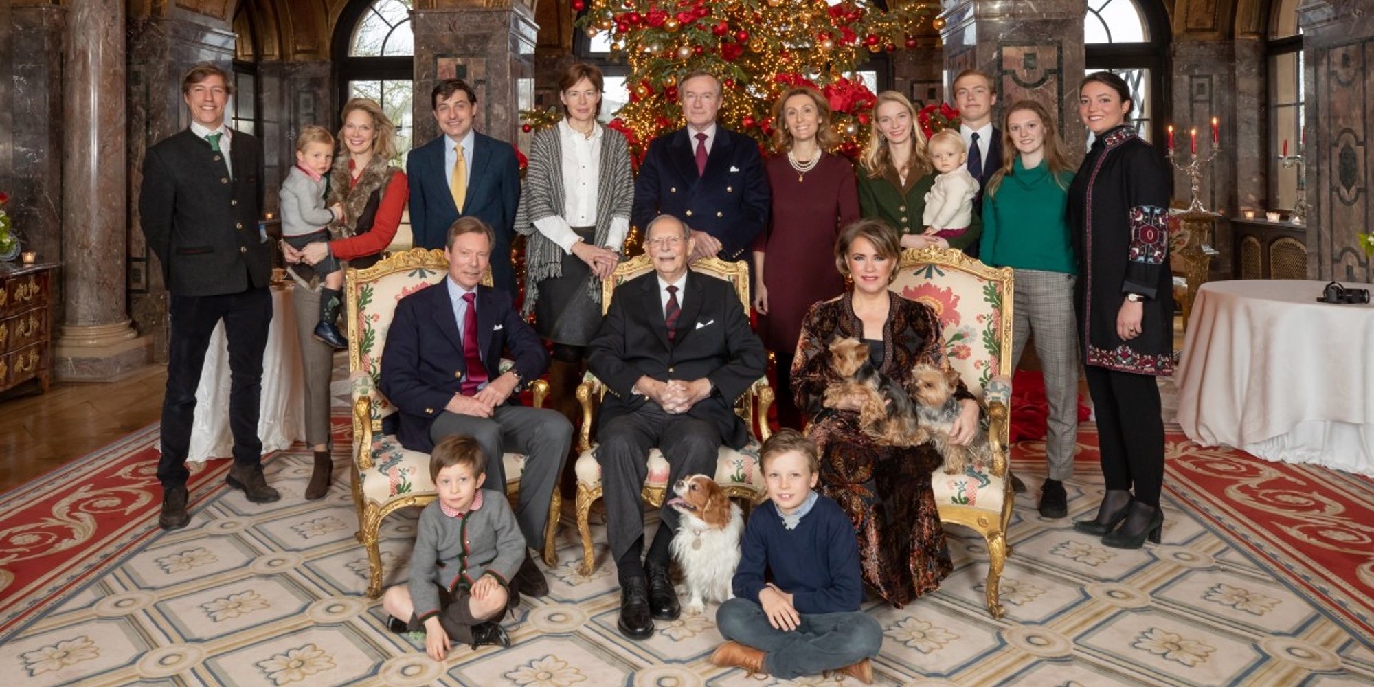 El Gran Duque Juan de Luxemburgo celebra su 98 cumpleaños rodeado de su familia pero con ausencias