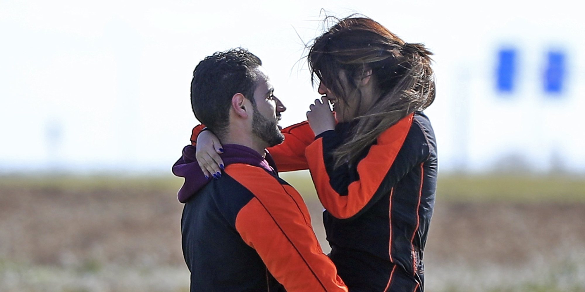 Chabelita Pantoja y Asraf Beno confirman su romance con un primer beso en público