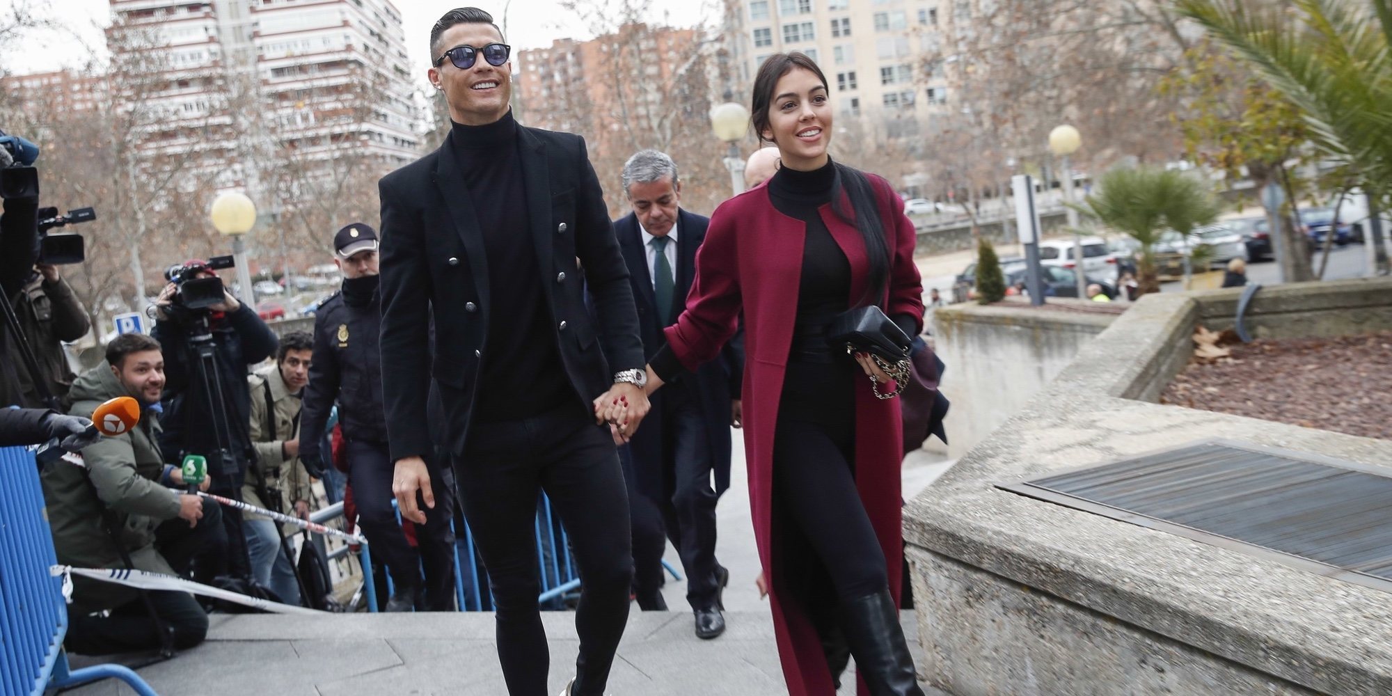 Cristiano Ronaldo inaugura su clínica de trasplante capilar junto a su mano derecha Georgina Rodríguez
