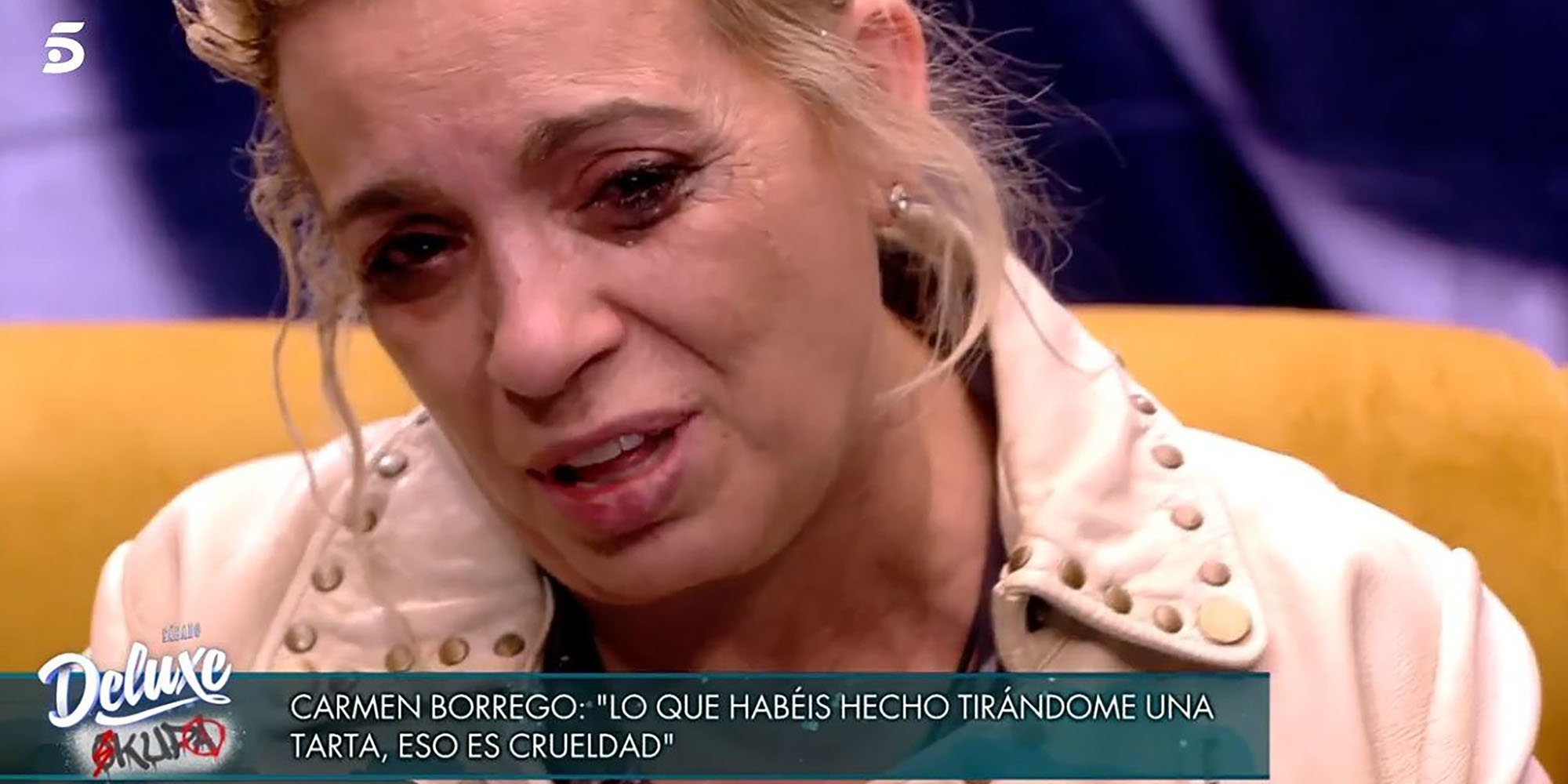 El cabreo de Carmen Borrego en 'Sálvame Okupa' por el tartazo de payasín: "Es una crueldad"