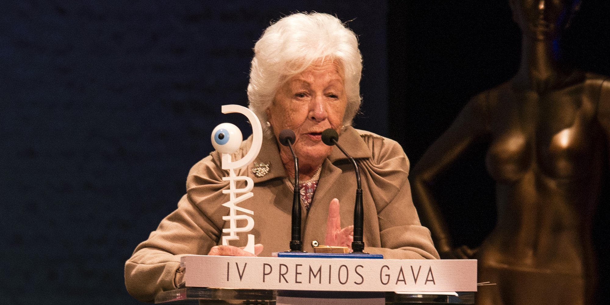 El emotivo homenaje a Menchu Álvarez del Valle que se ha tenido que perder la Reina Letizia