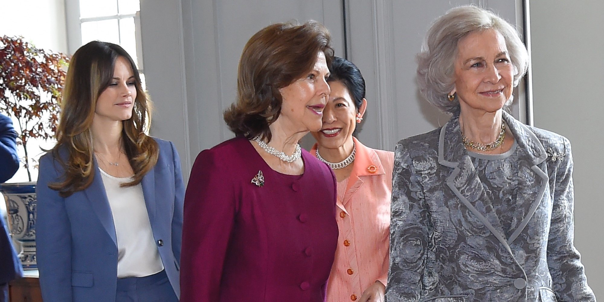 El emotivo viaje de la Reina Sofía a Suecia: Fórum de la Demencia, reencuentro con Silvia de Suecia y almuerzo con Victoria